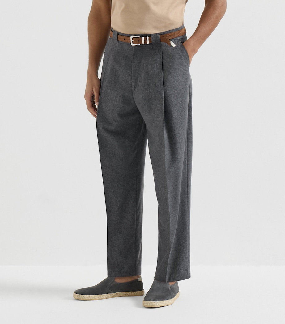 Brunello Cucinelli Mens Virgin Wool-Cotton-Silk Pleated Trousers Image 2