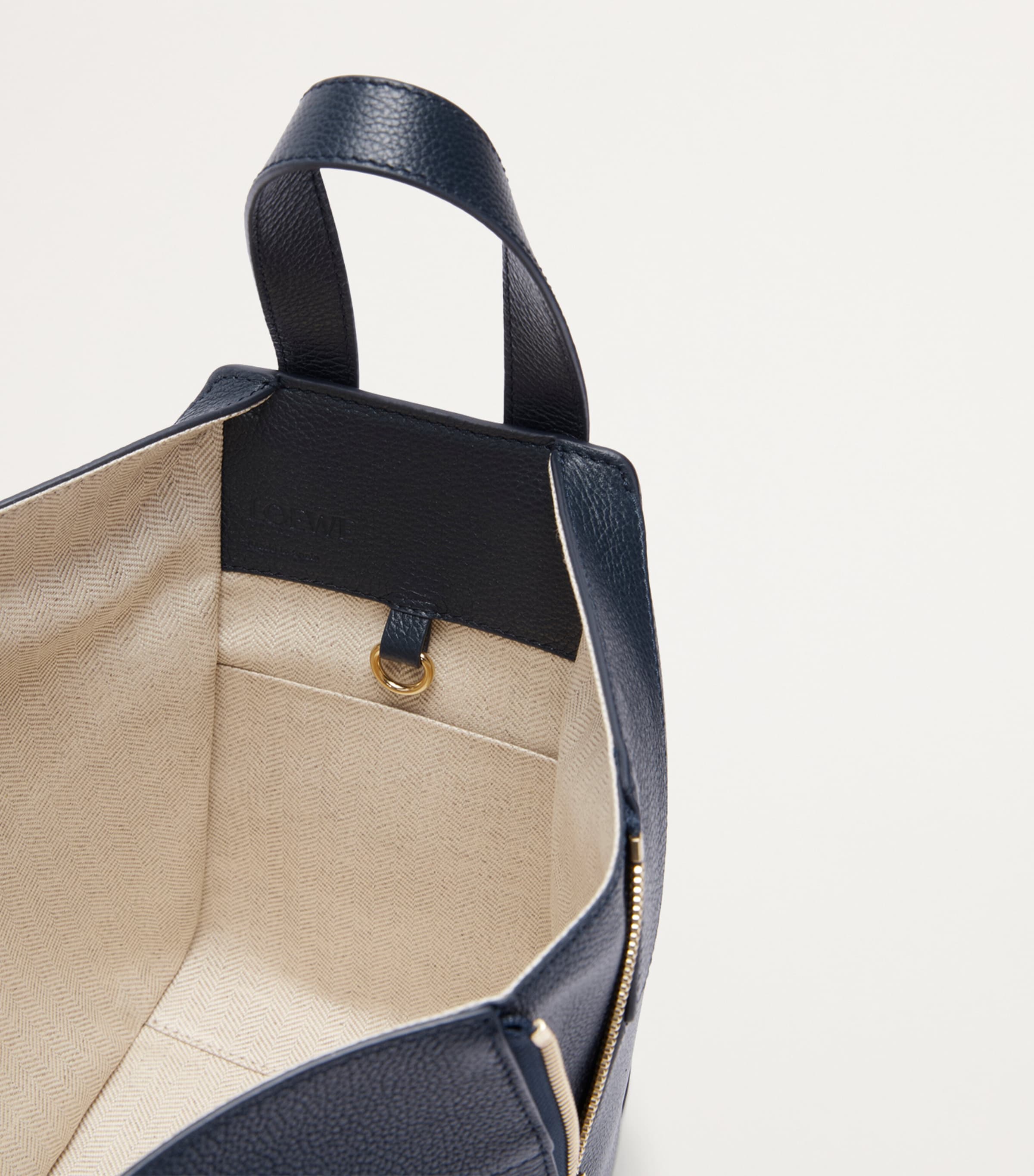 Leather Hammock Top-Handle Bag DEEP NAVY Image 6