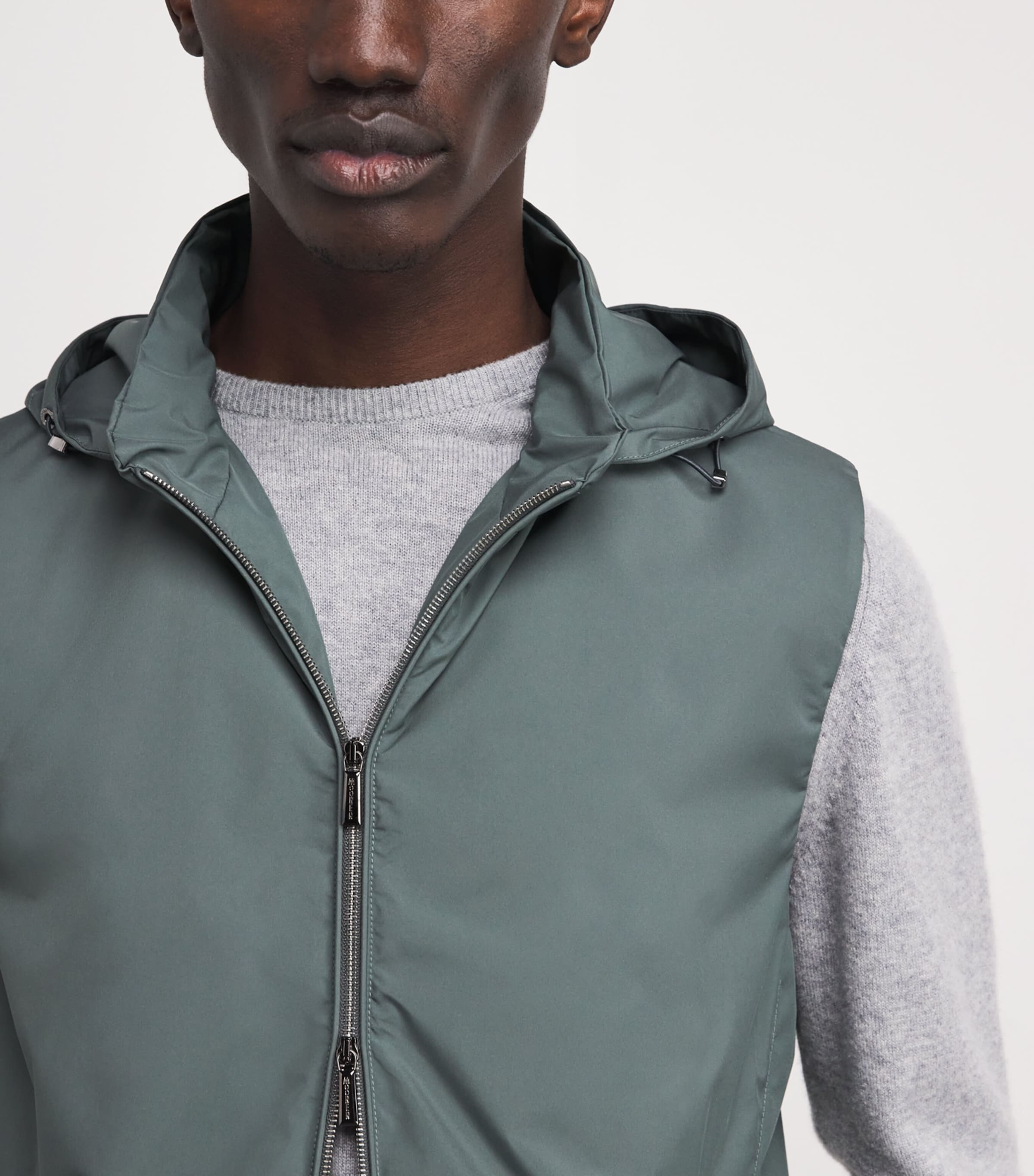 Luis Hooded Gilet GINEPRO V3757 Image 6