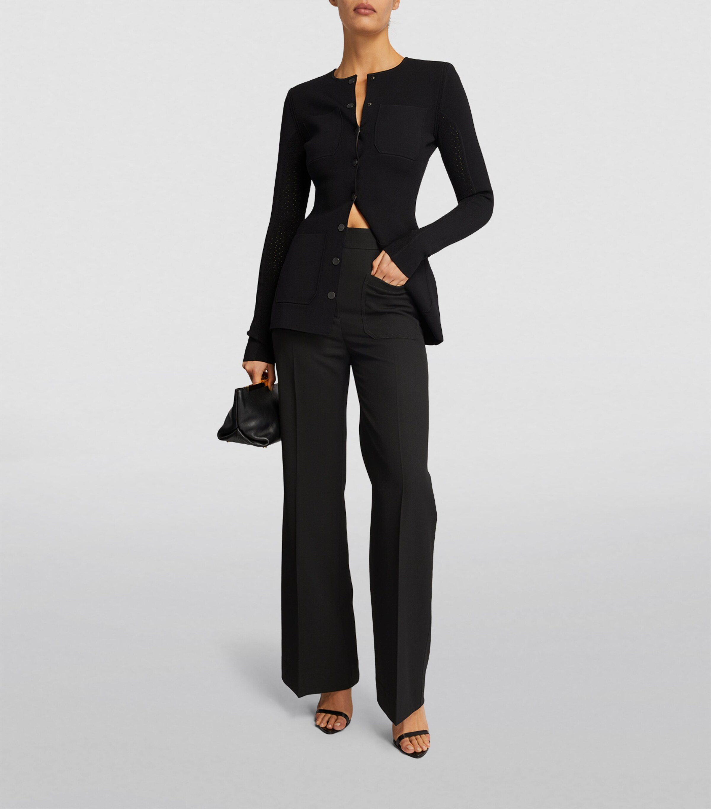 【関税込み】Victoria Beckham ブラック Alina テーラードパンツ Victoria Beckhamのブラック Alina テーラードパンツがセール中