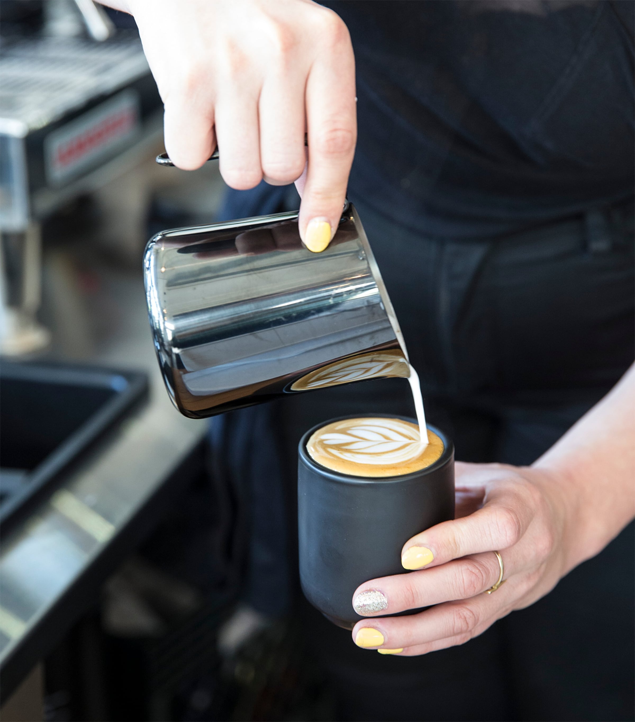 Ceramic Monty Cortado Mug BLACK Image 3