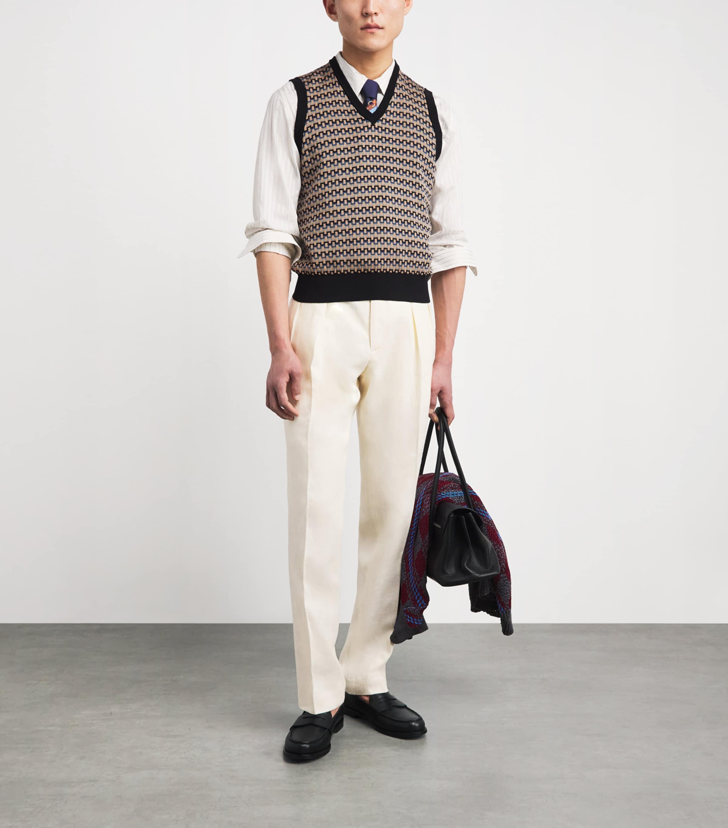 Polo Ralph Lauren Mens Pleated Linen Trousers Light Cream Image 2