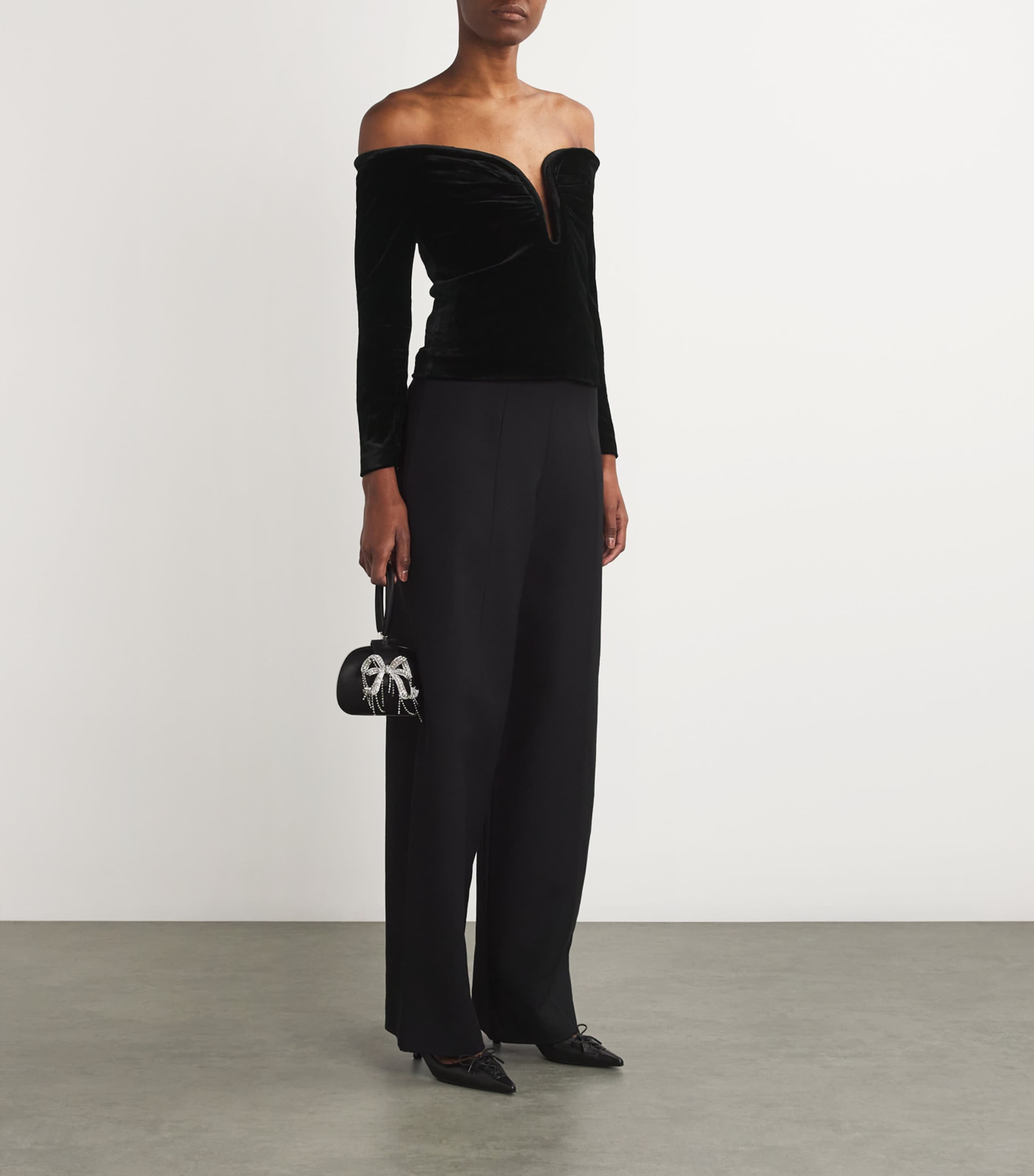 Roland Mouret Womens Velvet Long-Sleeve Top Black Image 2