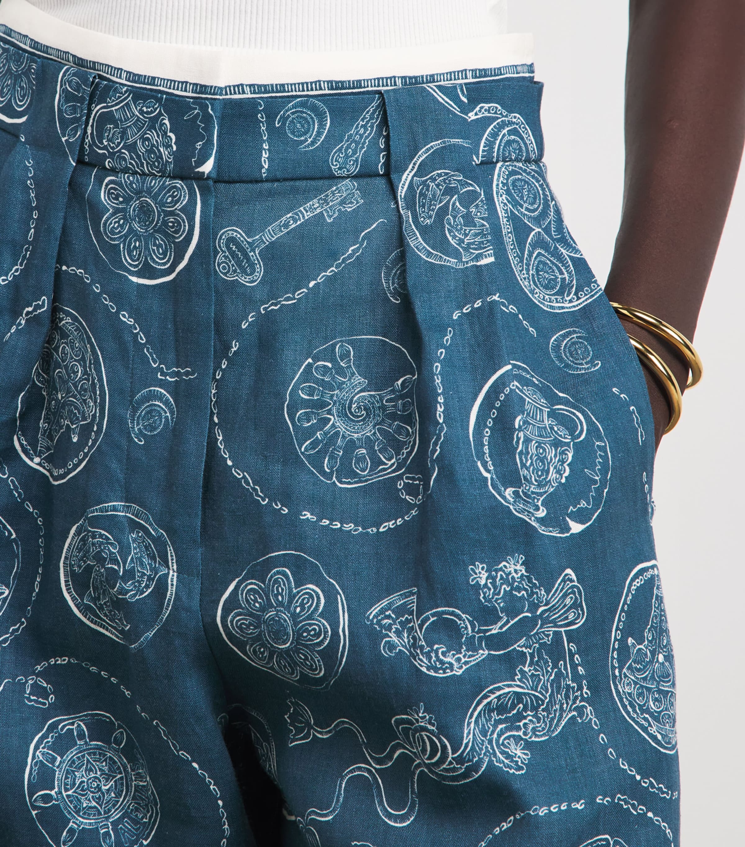 ALEMAIS Womens Linen Printed Lucky Trousers Blue Image 3