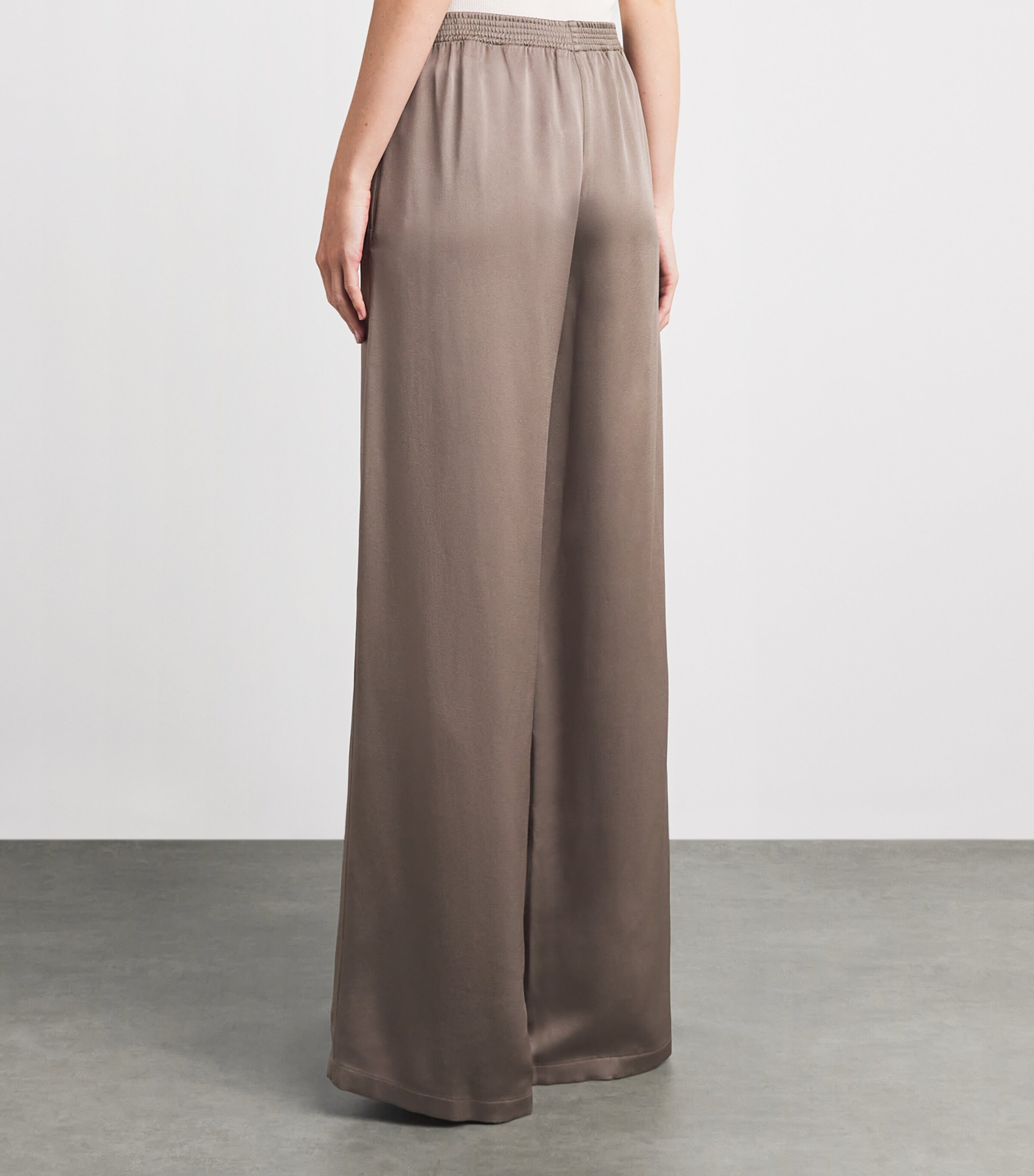 Fabiana Filippi Womens Elasticated-Waistband Flared Trousers Falco Image 5