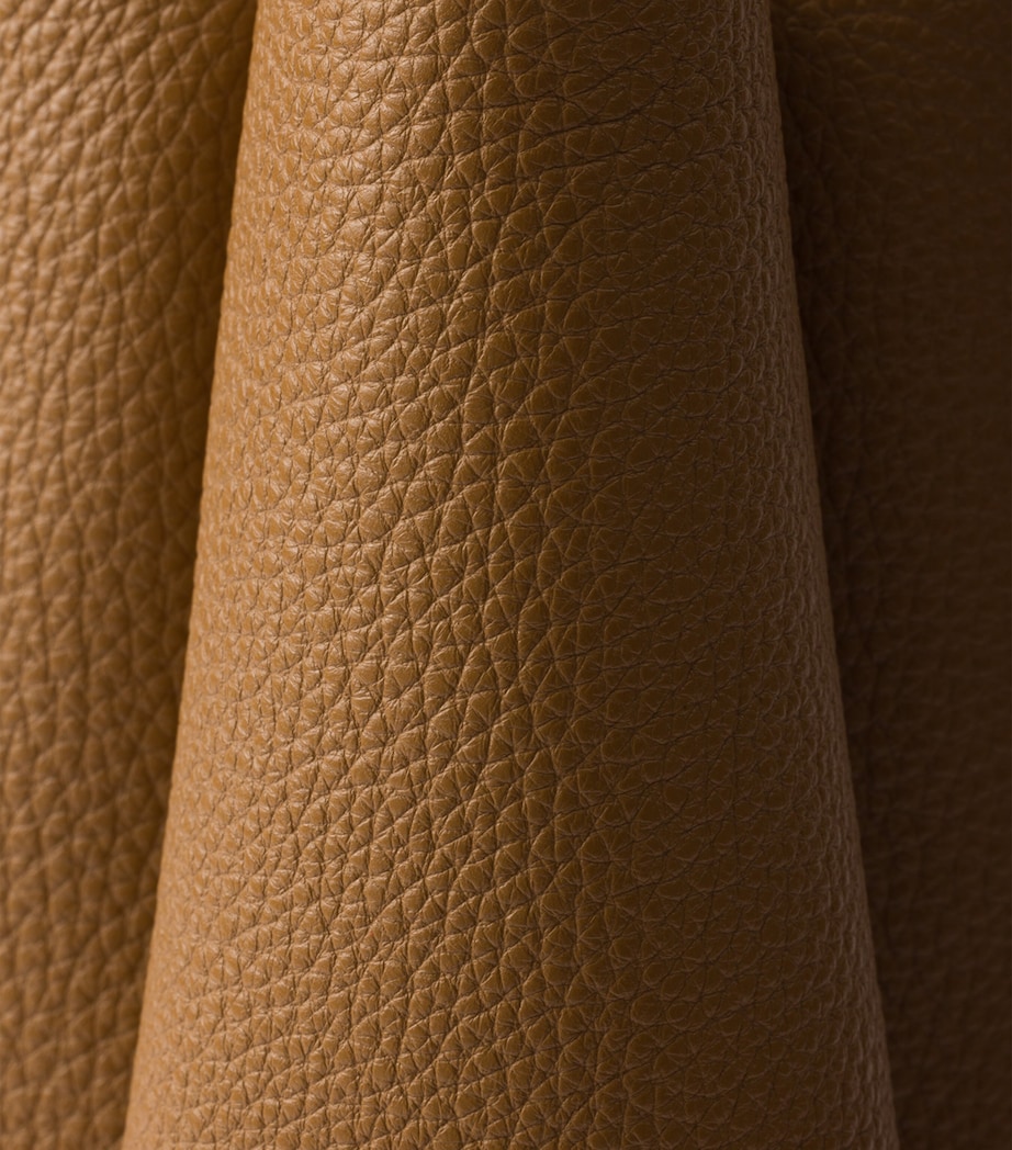 Medium Leather Tote Bag F03V8 Image 5