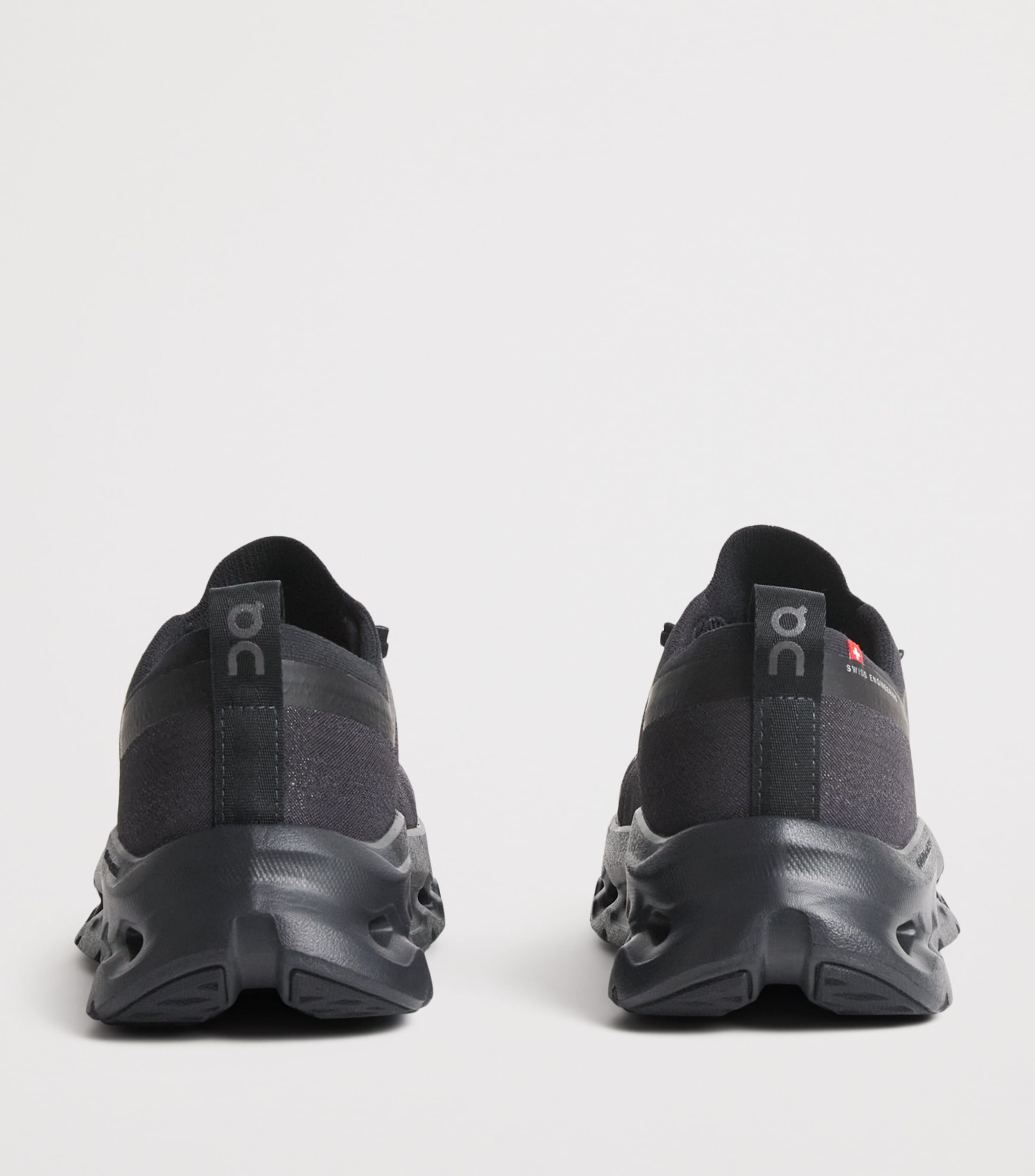 On Black Cloudtilt Moon Trainers | Harrods AM