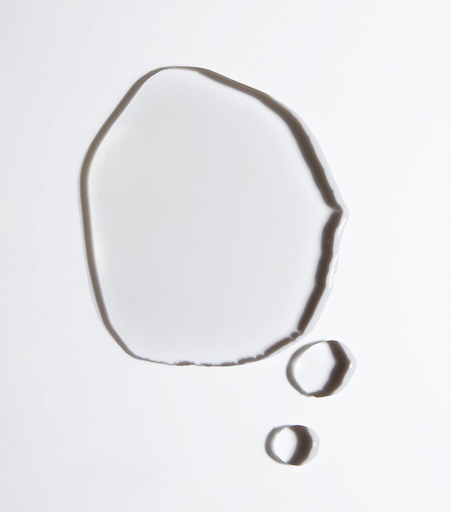 The Essence (100ml) NO COLOUR Image 4