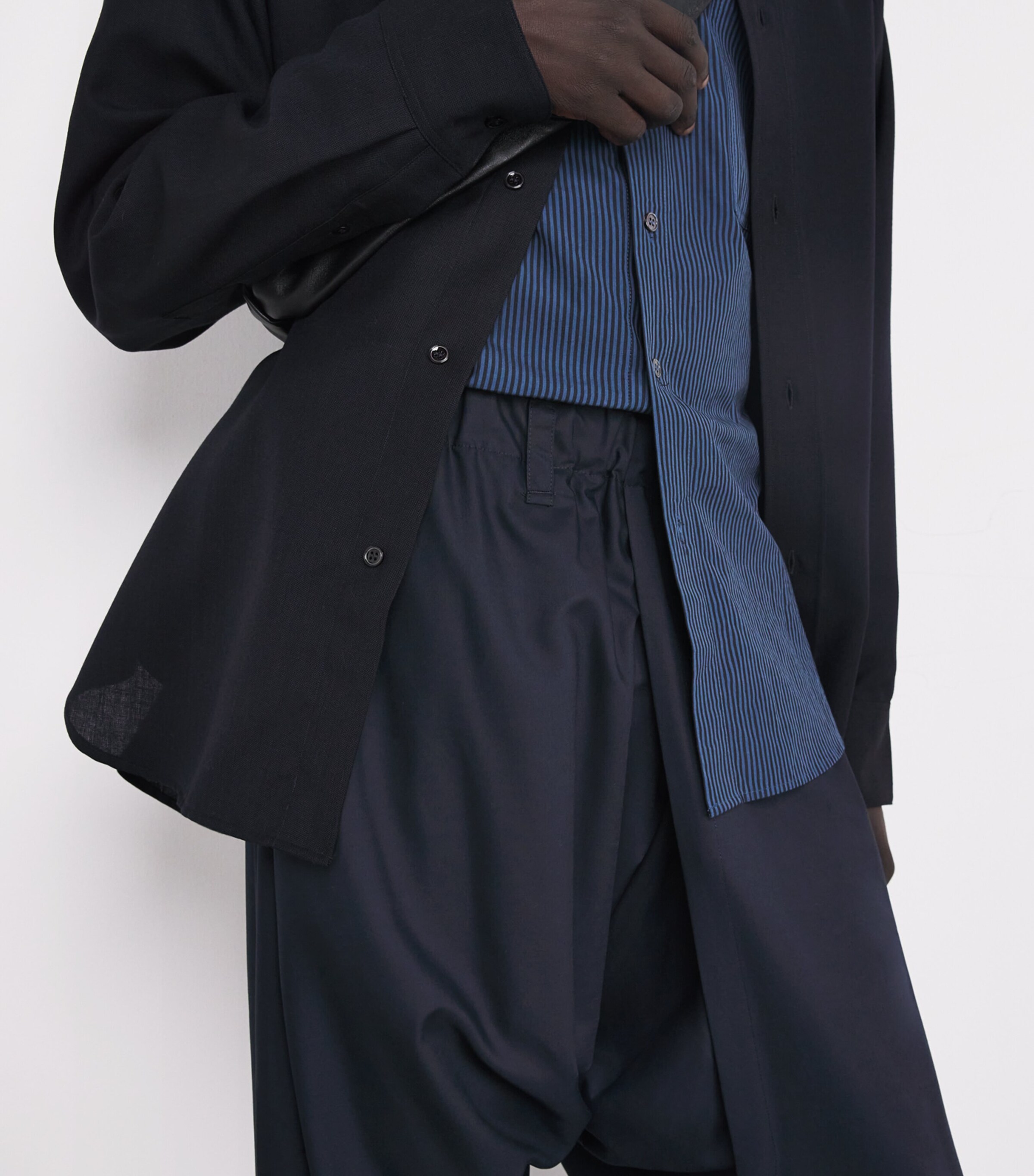 IM MEN Navy Swing Trousers | Harrods RO