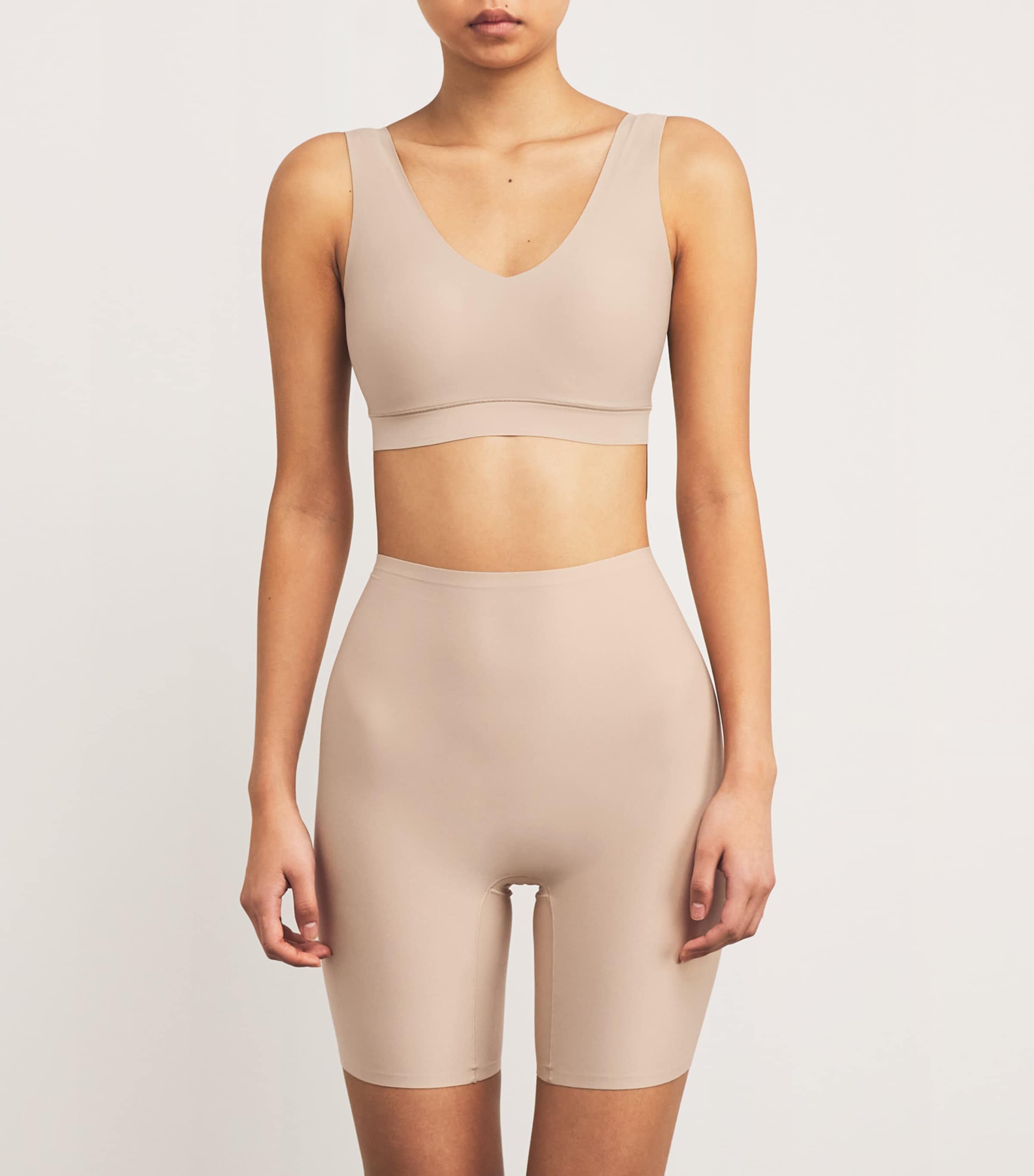 SoftStretch Mid-Thigh Shorts 0WU NUDE SAND Image 2