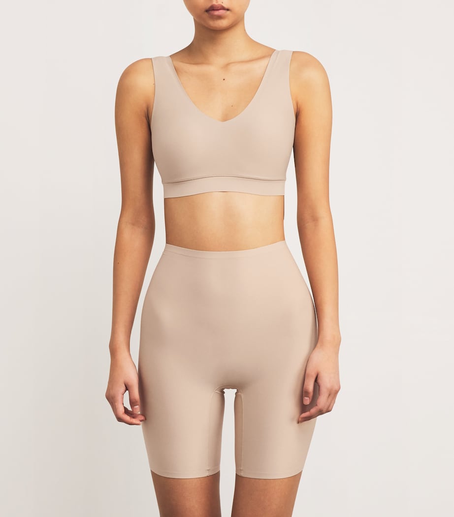 SoftStretch Mid-Thigh Shorts 0WU NUDE SAND Image 2