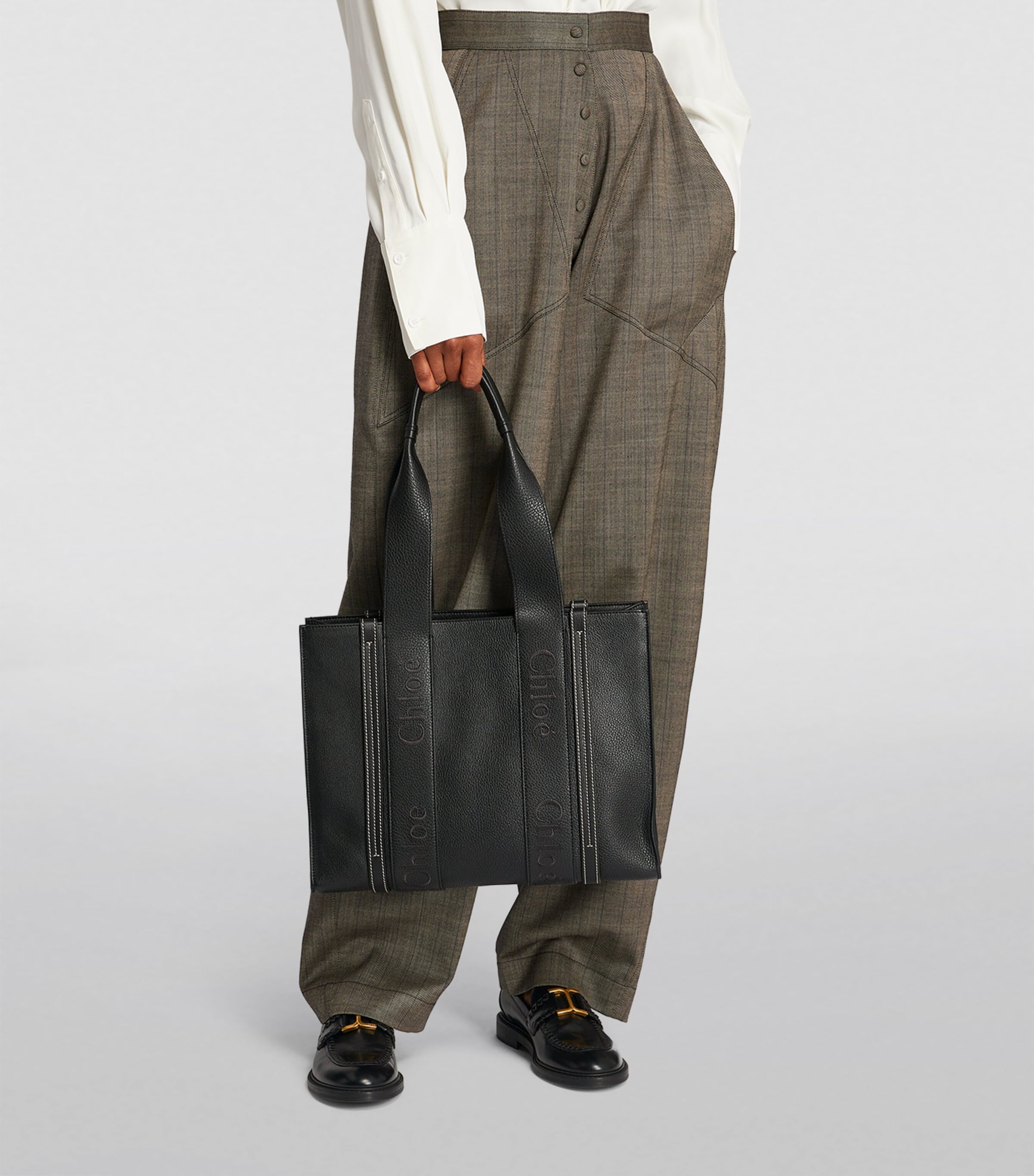 Chloé Medium Leather Woody Tote Bag | Harrods UK
