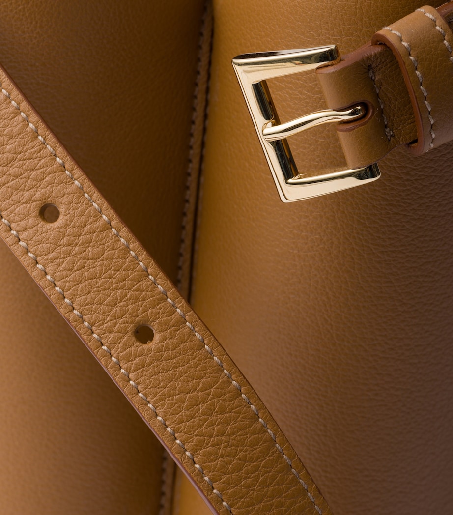 Medium Leather Buckle Tote Bag F03BH Image 6