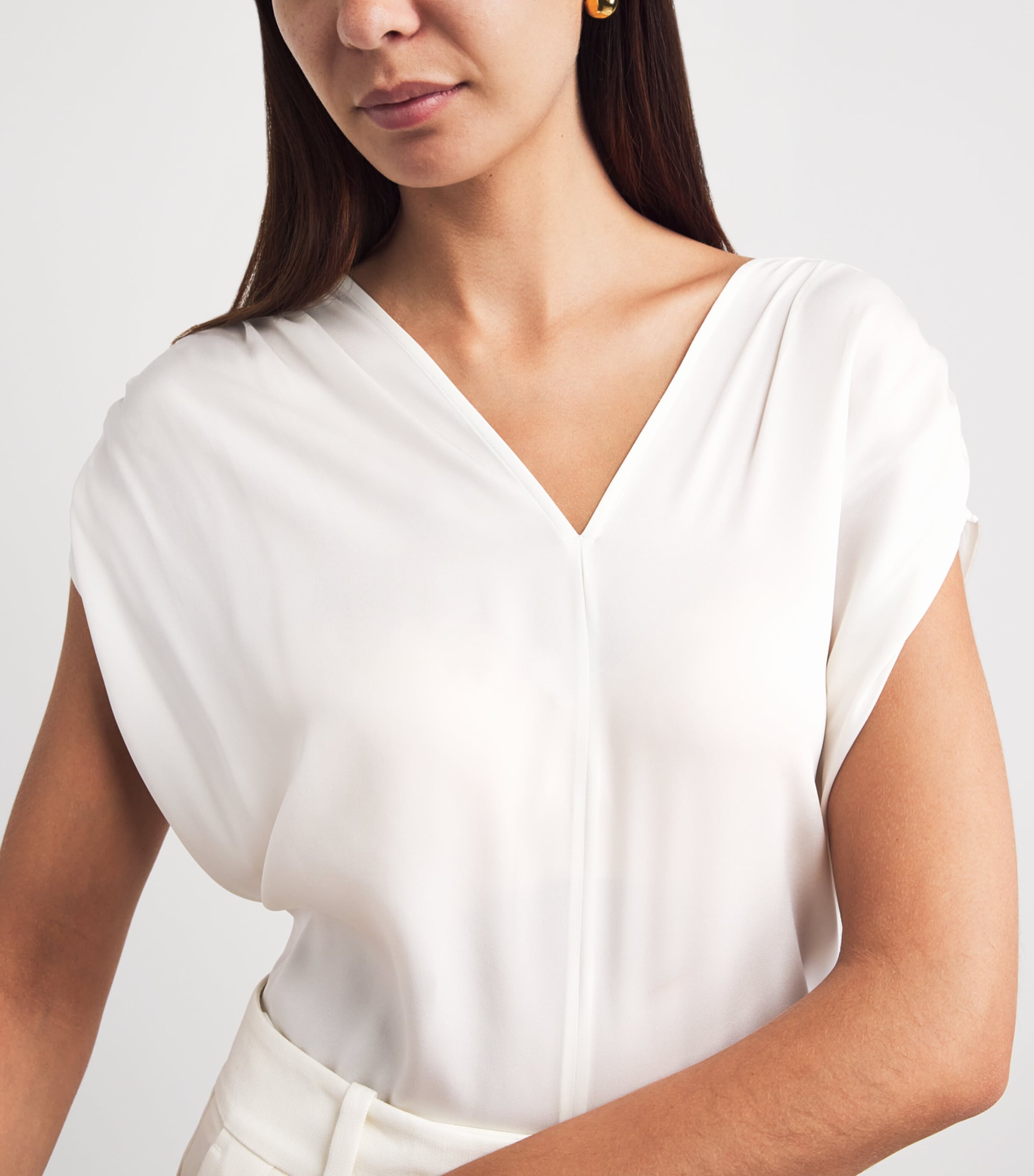 Vince Womens Silk-Blend Gathered Blouse Off White Image 3