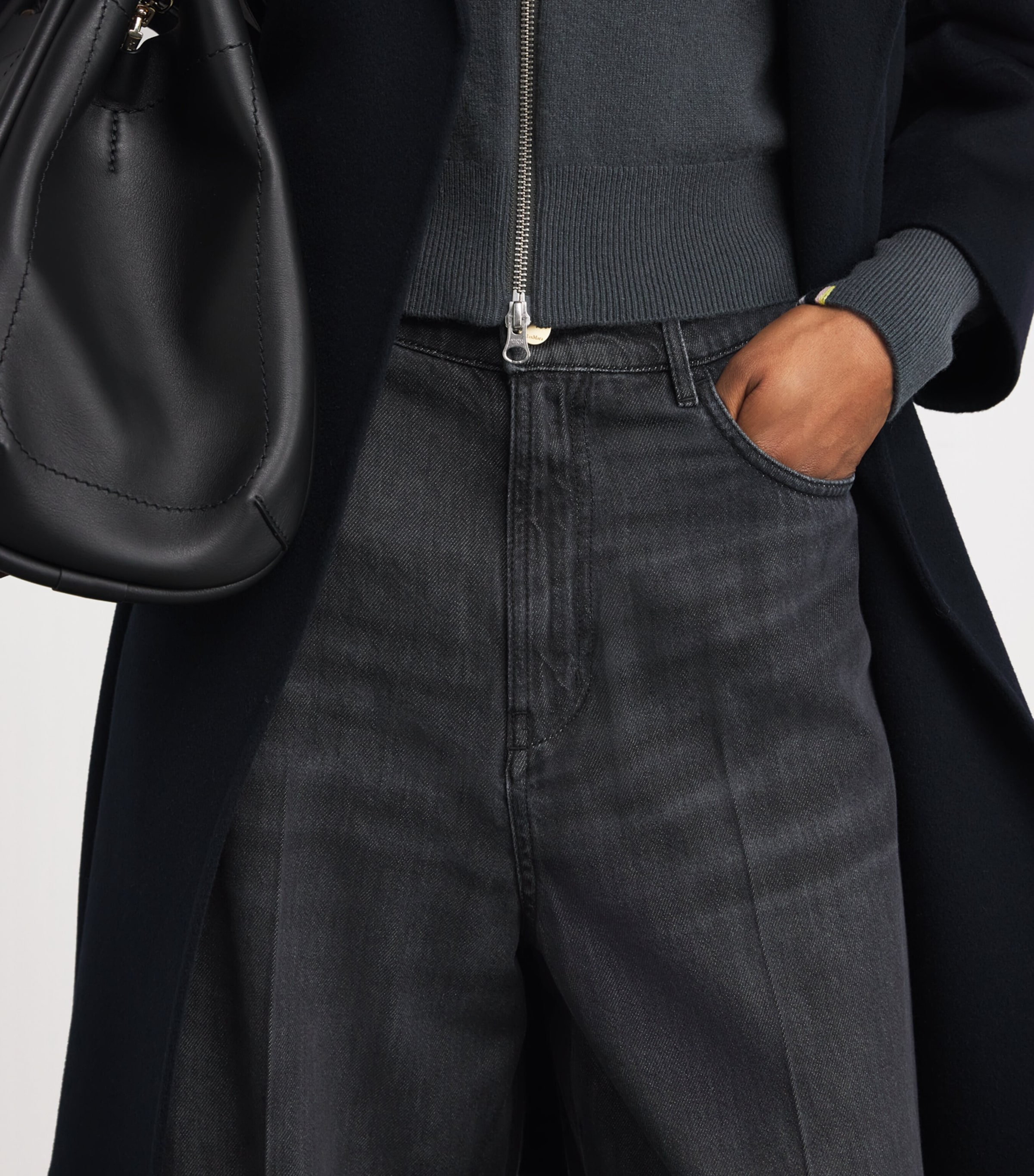 Turn-Up-Hem Wide-Leg Jeans BLACK Image 6