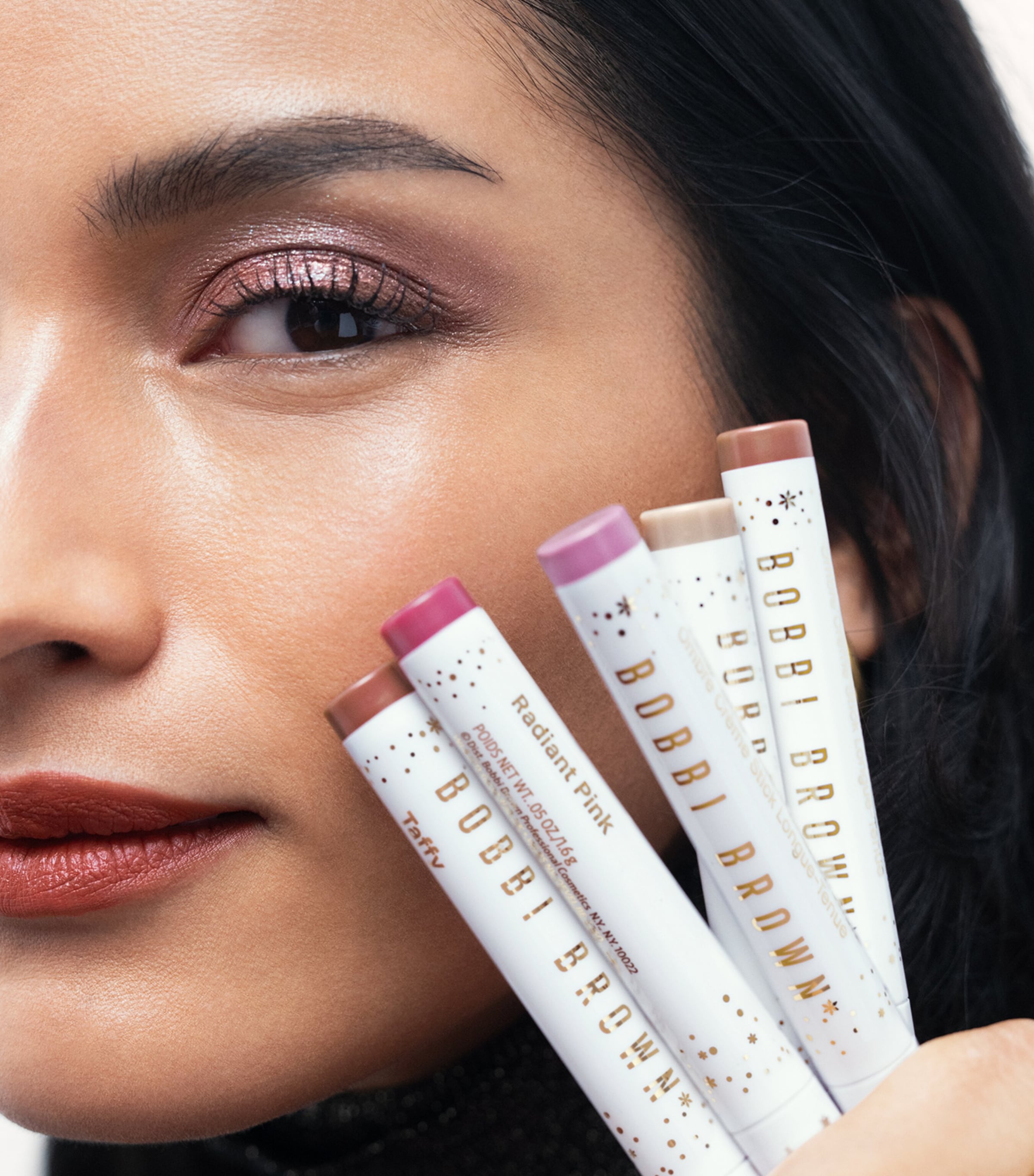 Long-Wear Cream Shadow Stick RADIANT PINK Image 3