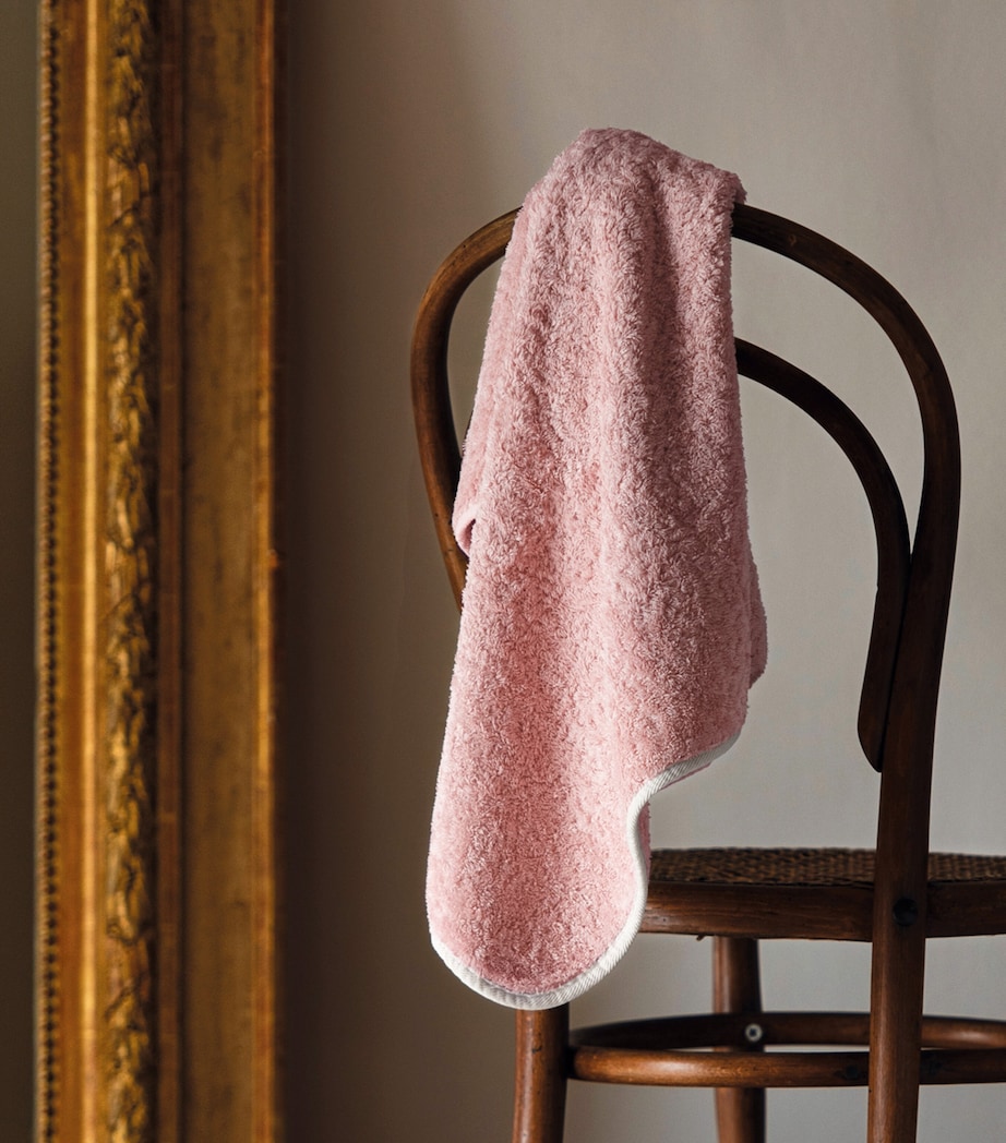 Pearls Hand Towel (50cm x 100cm) UNICOLORE Image 2