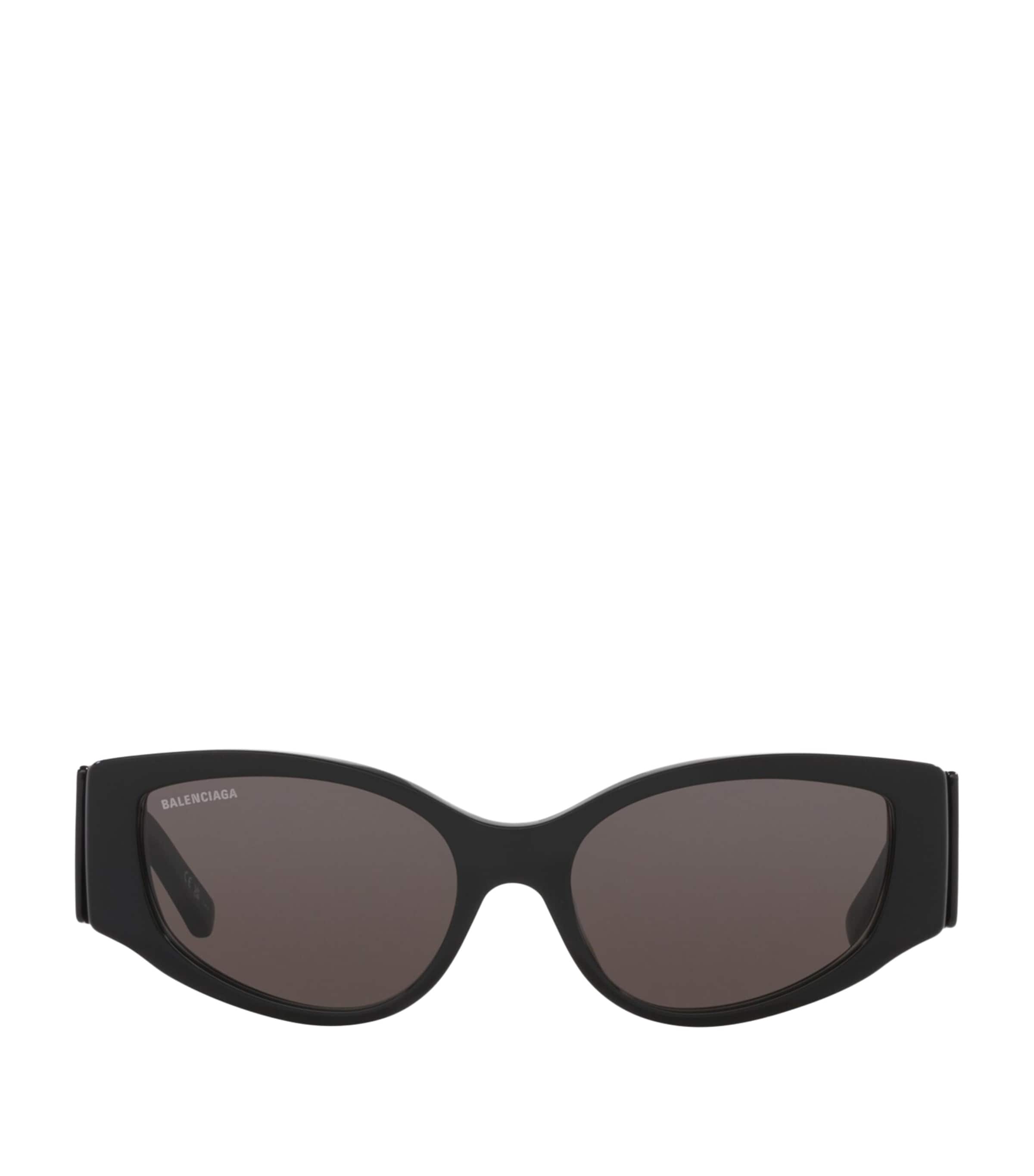 Shop Balenciaga Acetate 6e000281 Sunglasses In Black