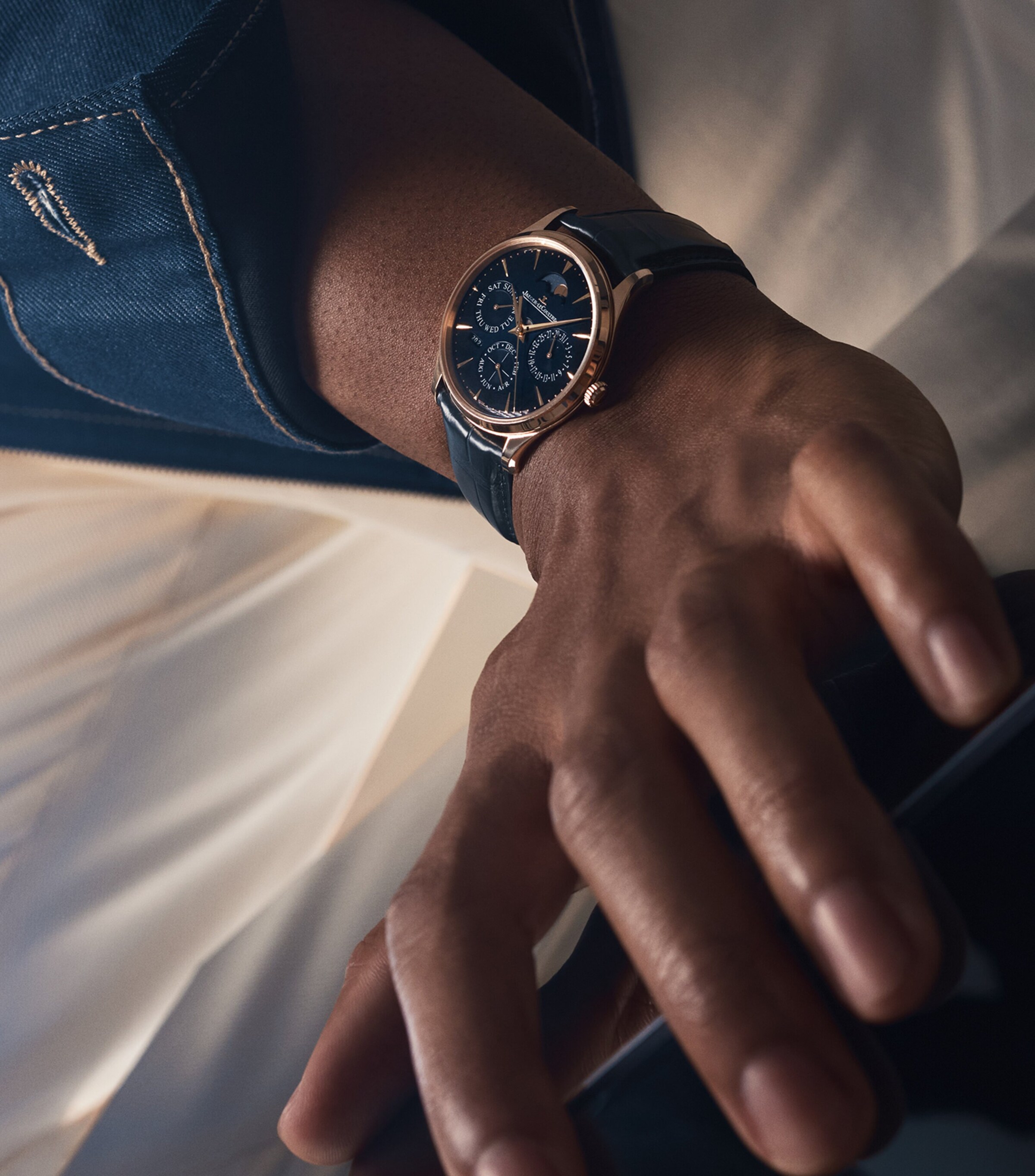 Jaeger-LeCoultre Pink Gold Master Ultra Thin Perpetual Calendar Watch 39mm Pink Gold Image 5