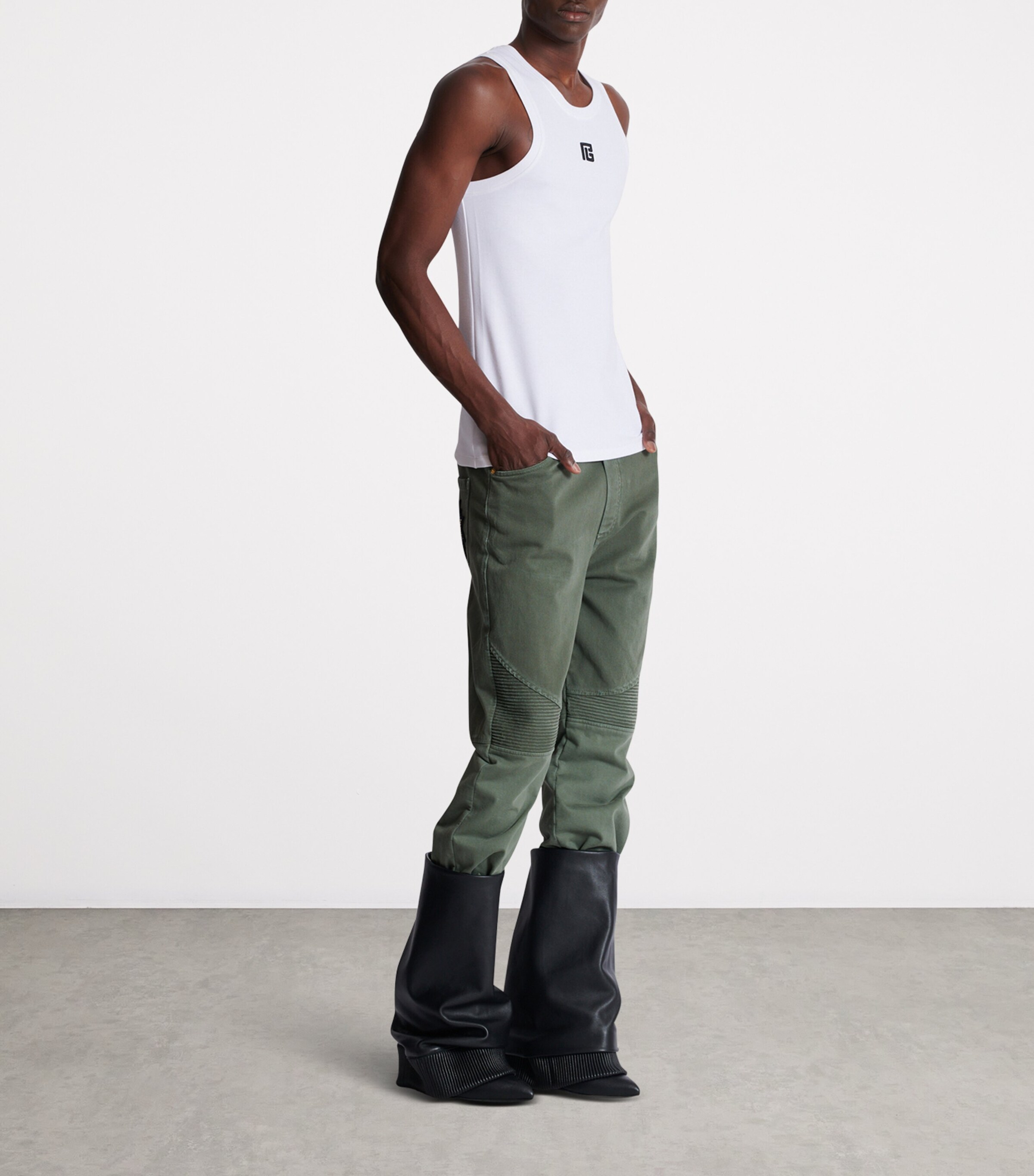 Balmain Mens Logo Embroidered Tank Top Gab Blanc/noir Image 5