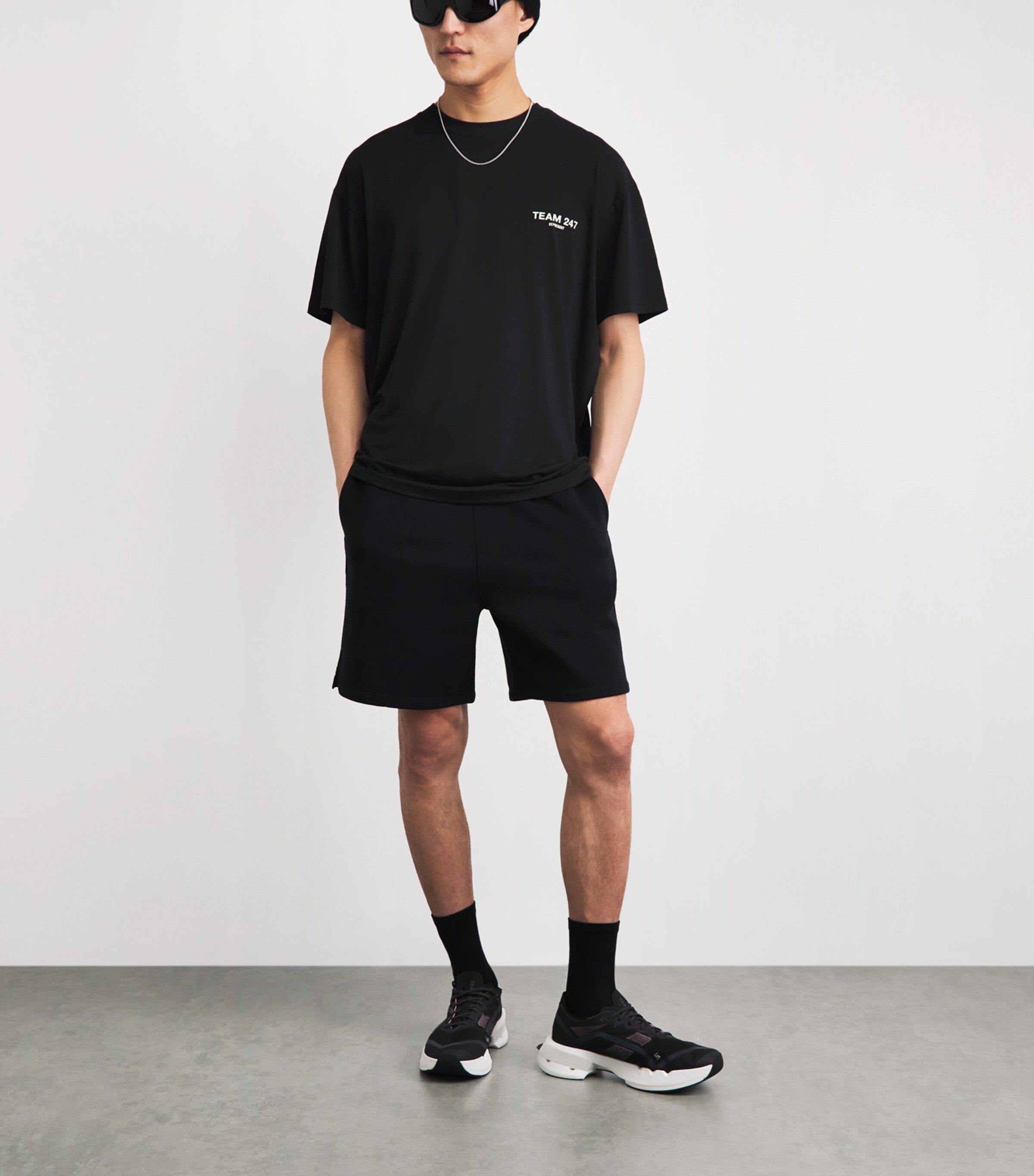 Represent 247 Mens Team 247 T-Shirt Jet Black Image 2