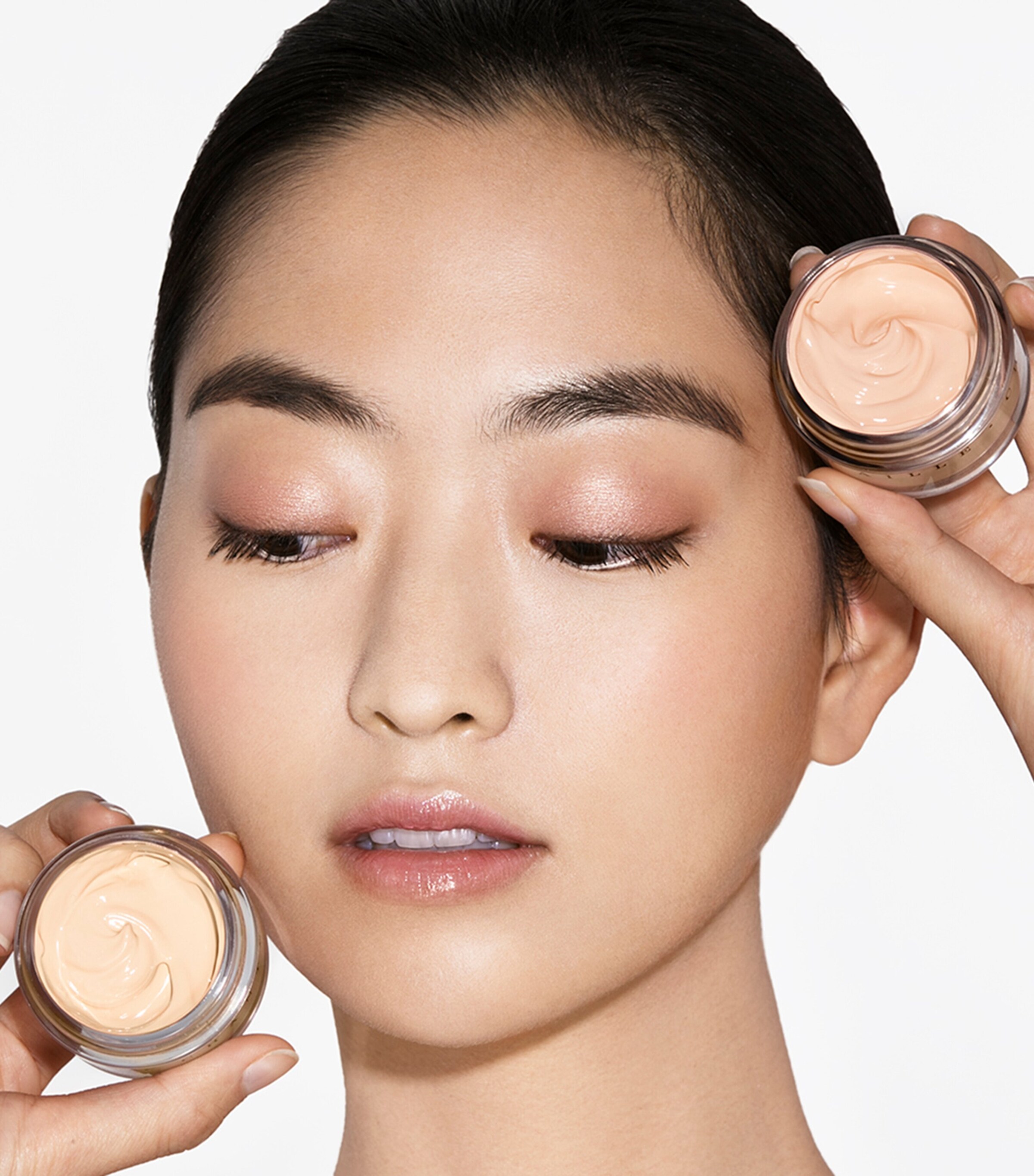 Future Skin PORCELAIN Image 3