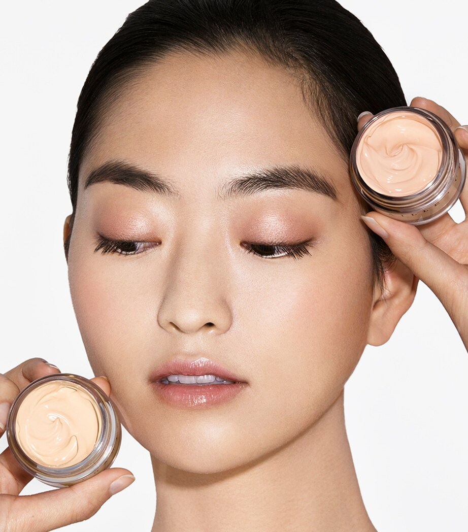 Future Skin PORCELAIN Image 3