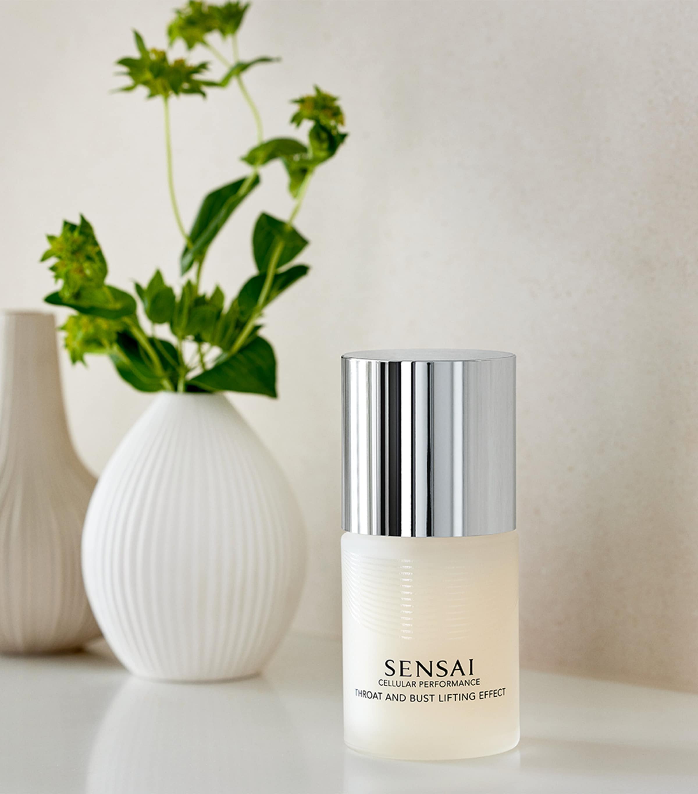 Cellular Performance Throat and Bust Lifting Effect (100ml) NO COLOUR Image 2