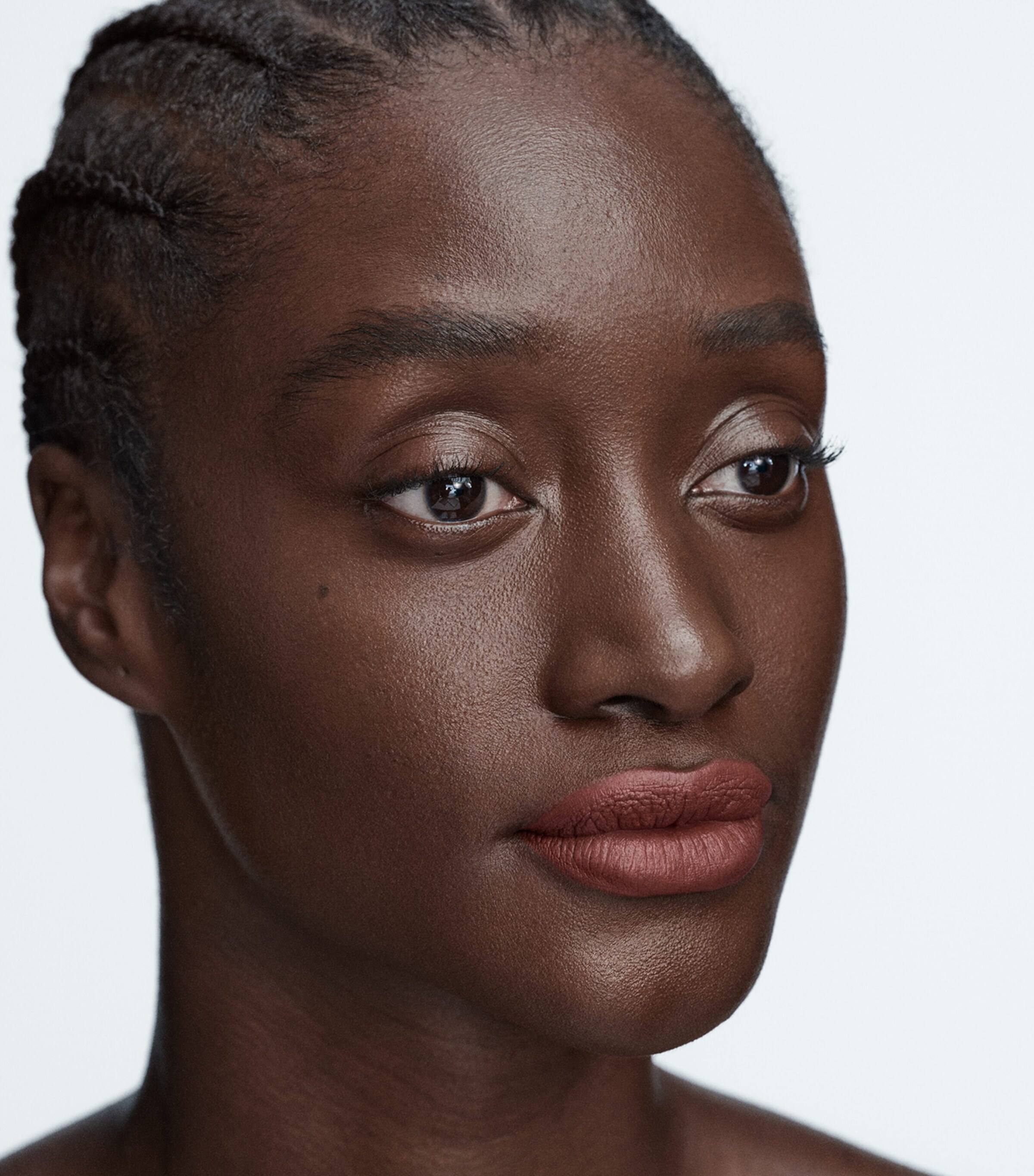 Matte Lipstick - Refill ATTACHED 320 Image 6