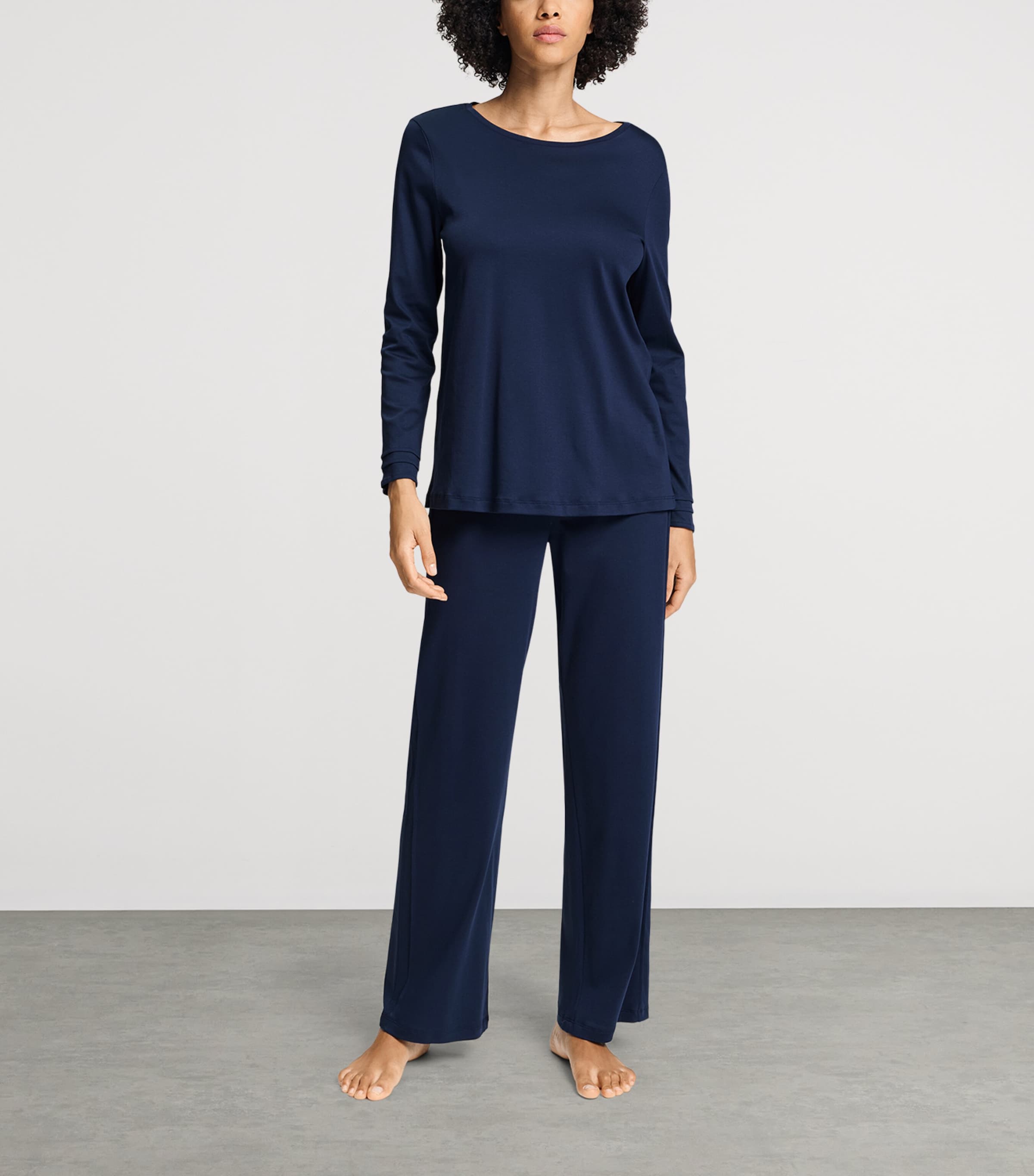 Hanro Womens Cotton Pilar Long-Sleeve Pyjama Set Deep Navy Image 2