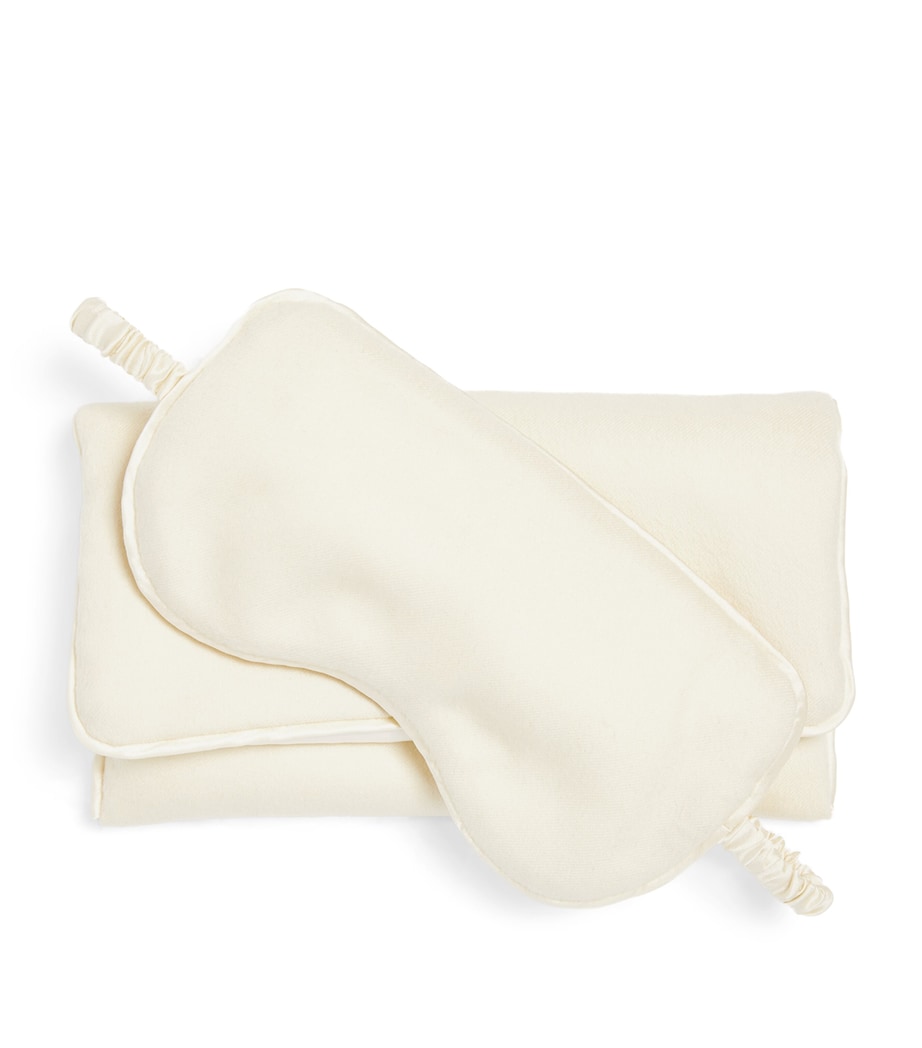Cashmere Audrey Eye Mask ASPEN Image 4