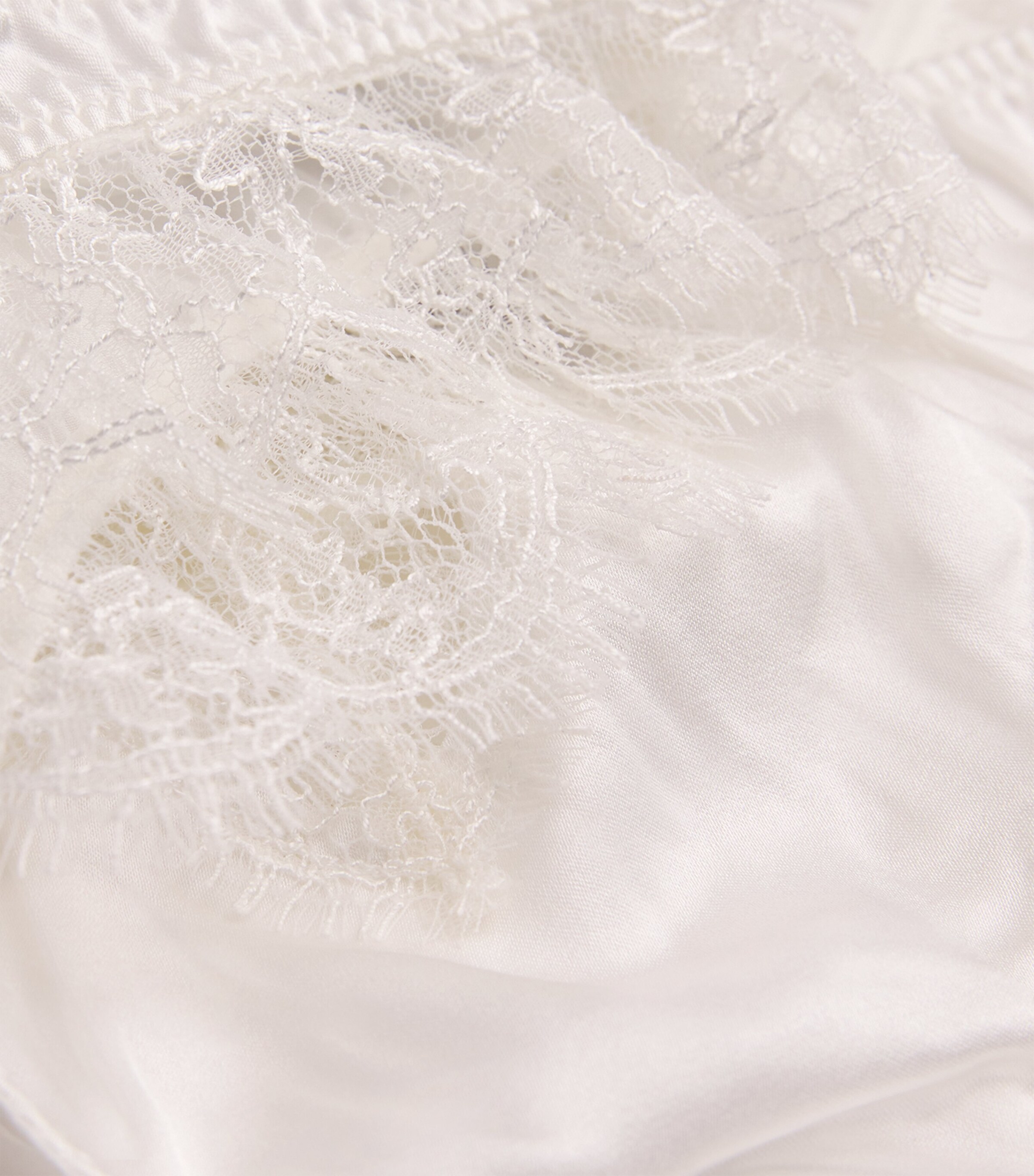 Kiki de Montparnasse Womens Lace Insert Thong Ivory Image 4