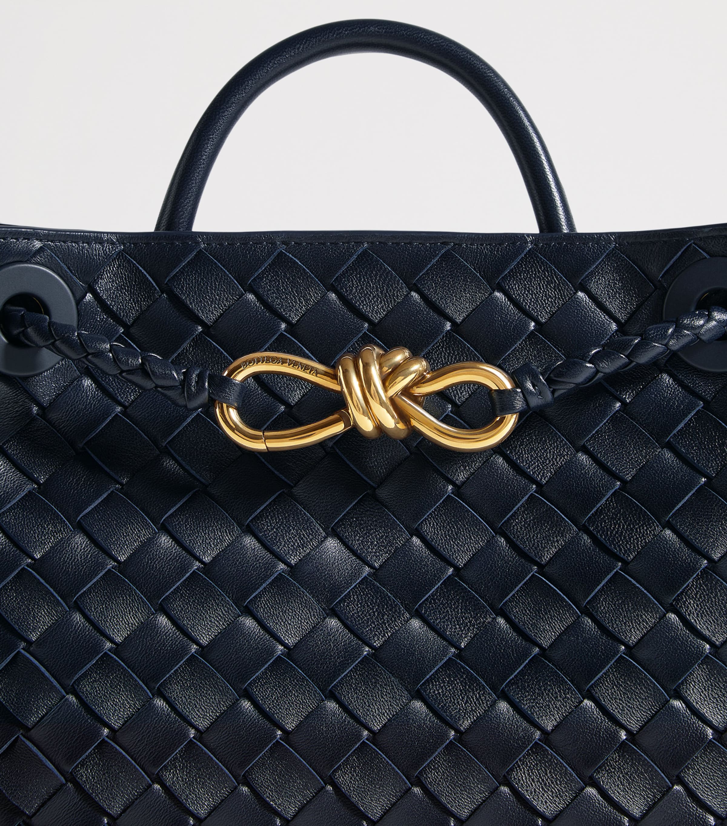 Bottega Veneta Womens Small Leather Andiamo Top-Handle Bag Image 6