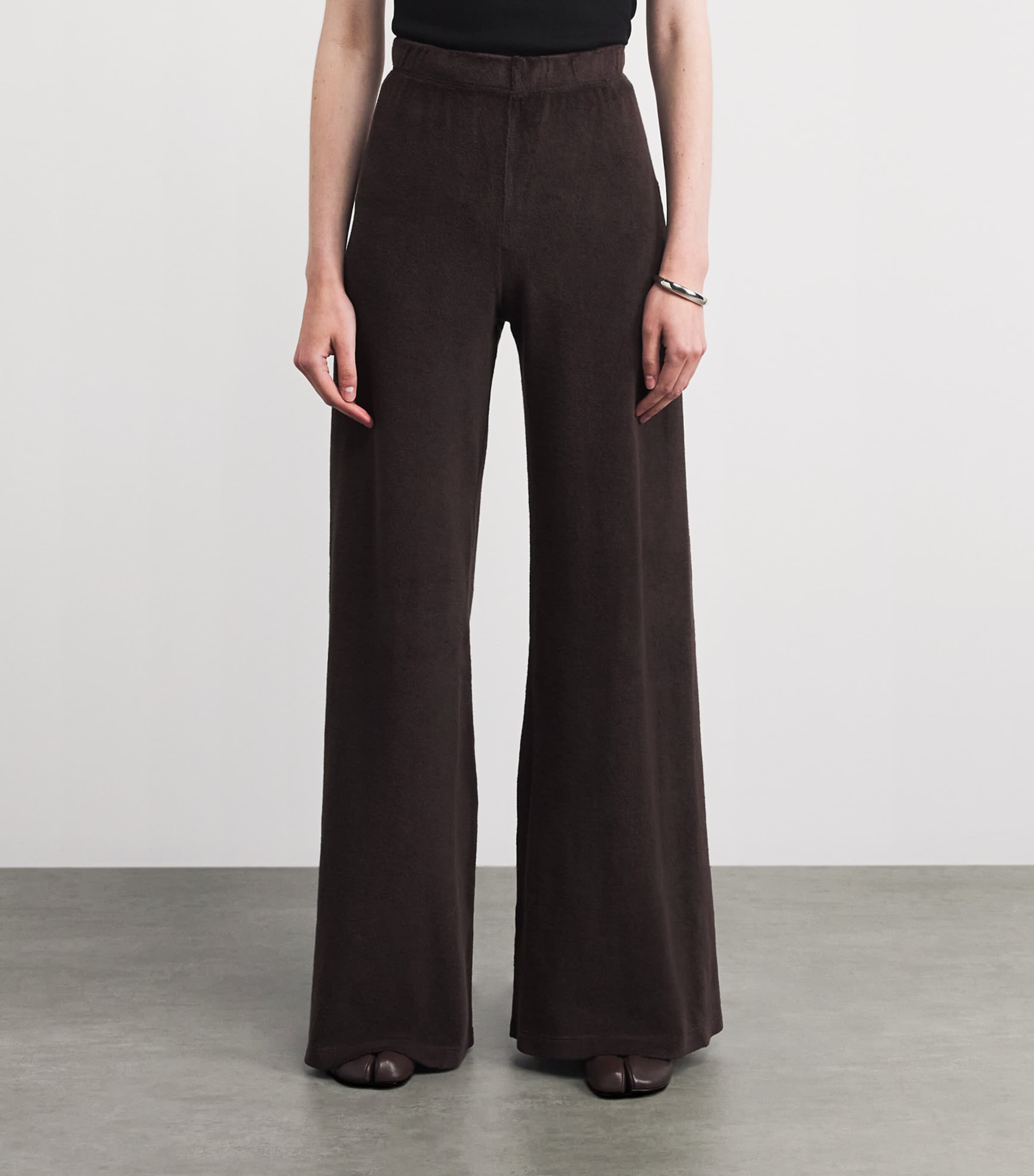 Suzie Kondi Womens Cotton-Blend Zephyra Sweatpants Truffle Image 4