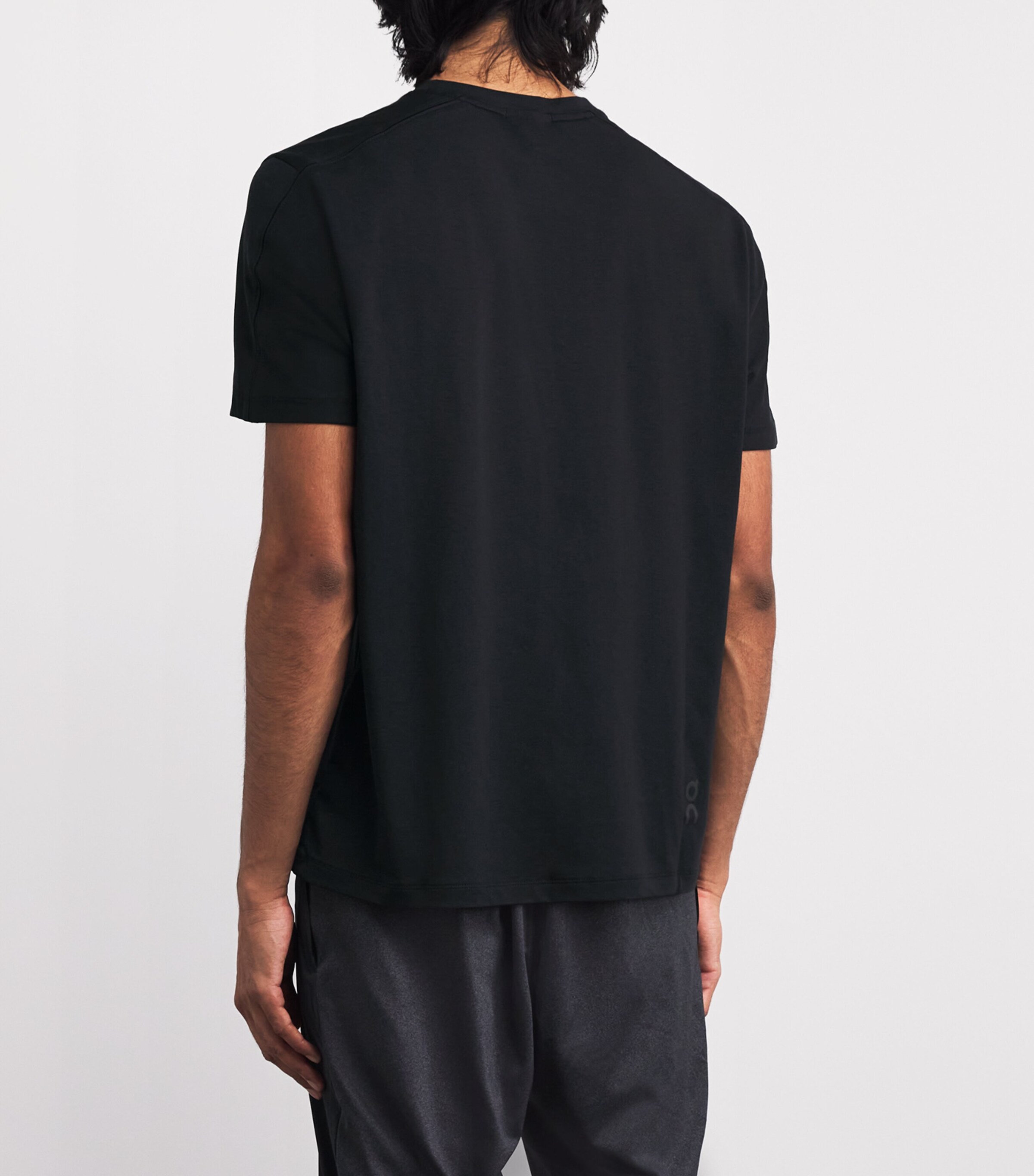 On Mens Cotton-Blend Focus T-Shirt Black Image 4