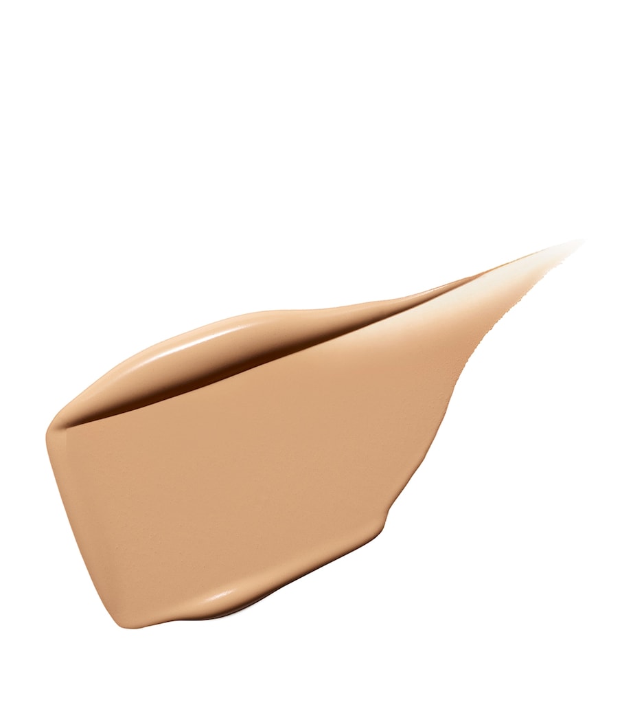 Studio Fix Foundation SPF15 NC30 Image 2