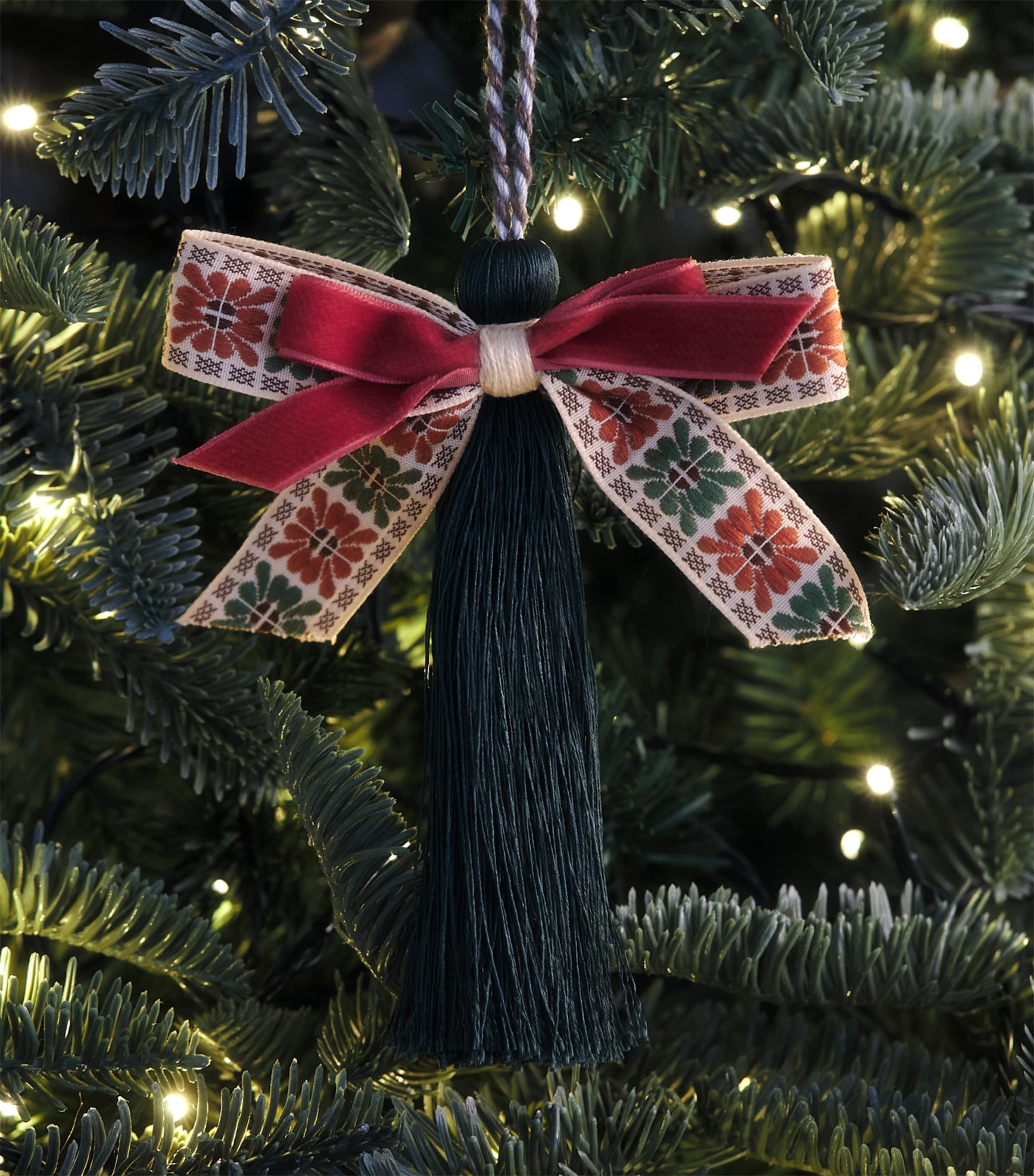 Jessica Light Embroidered Bow Tassel Tree Decoration Green/pink Image 3