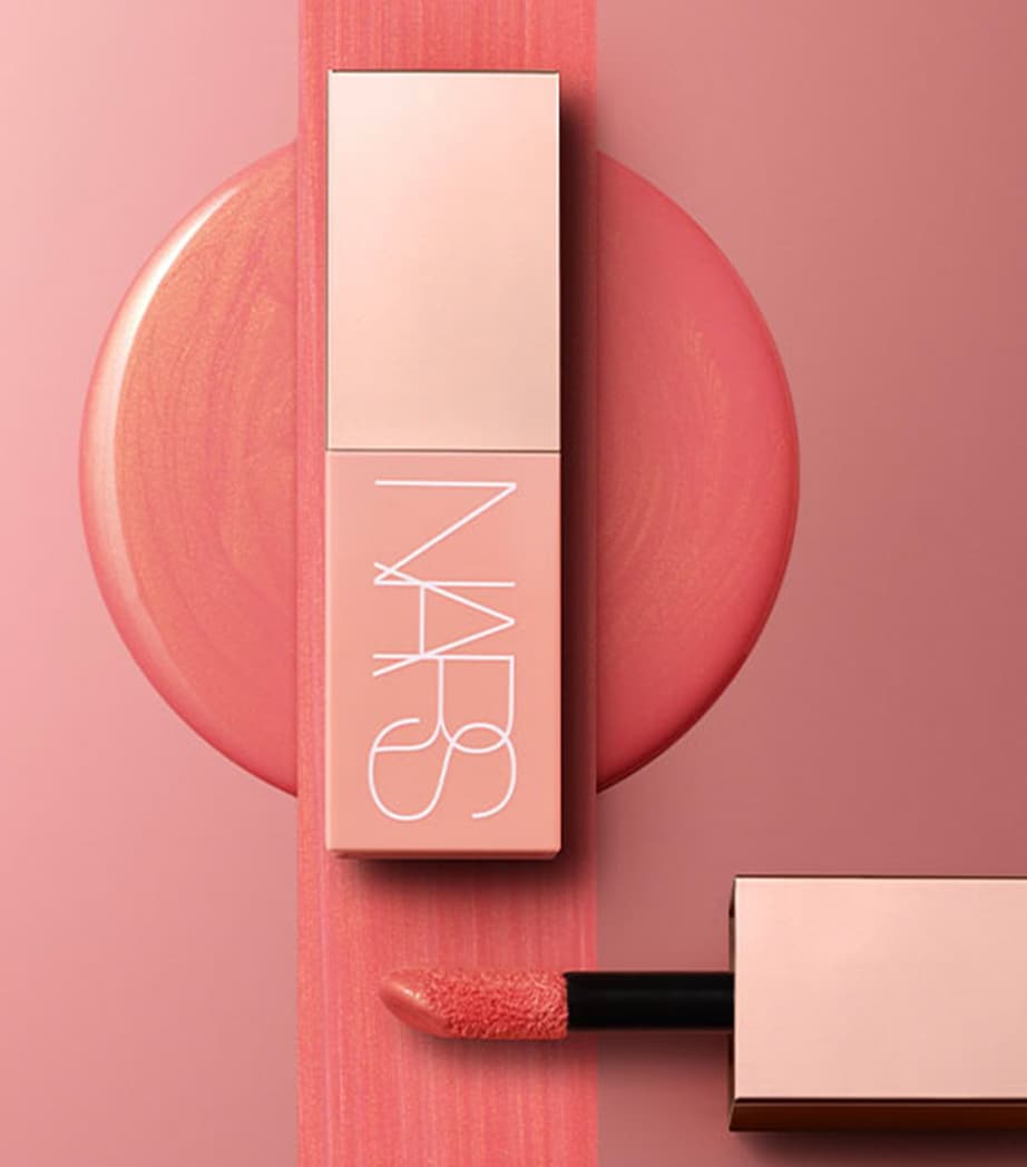 NARS Afterglow Liquid Blush Behave Image 8
