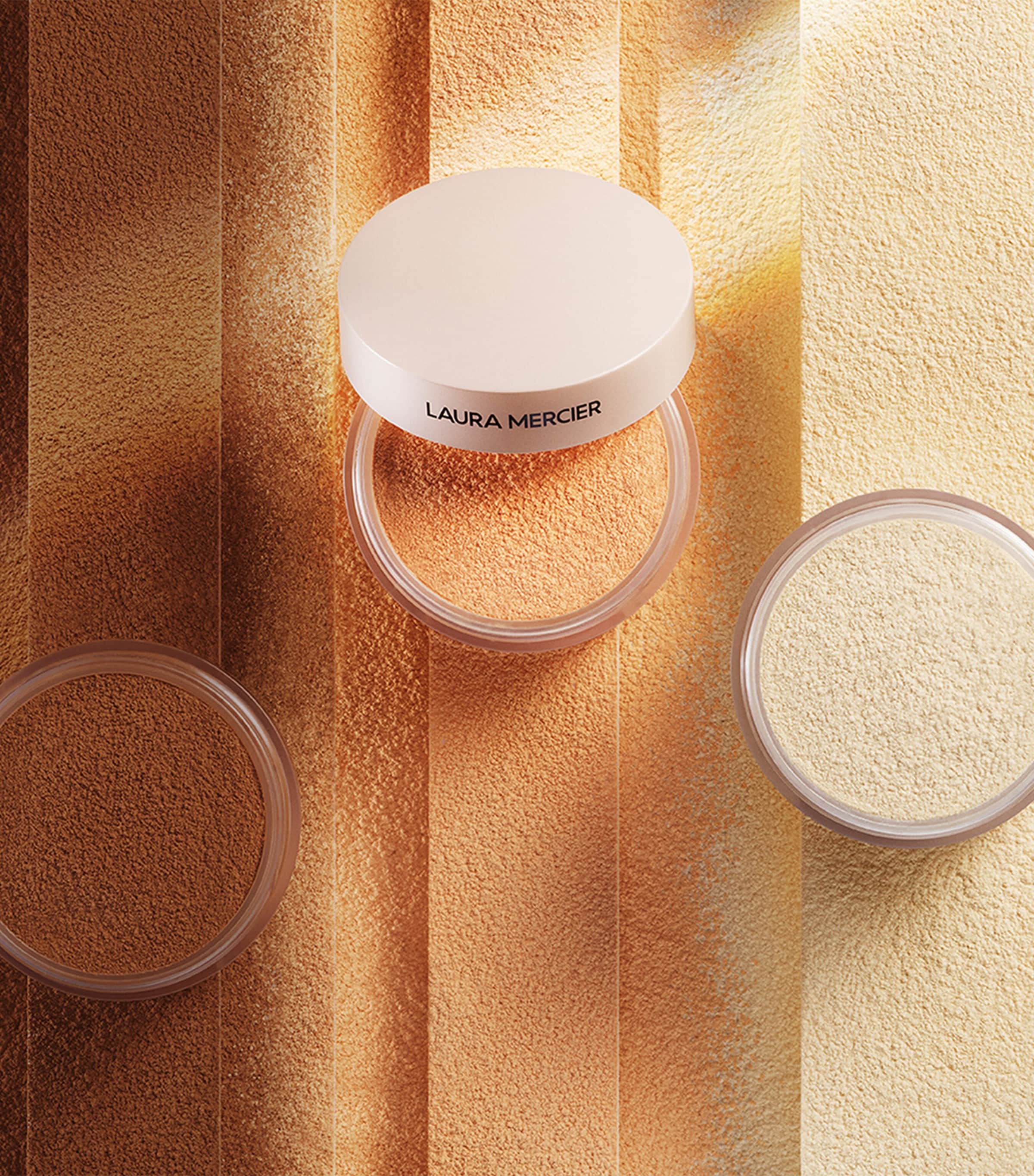 Mini Translucent Loose Setting Powder Ultra Blur HONEY Image 4