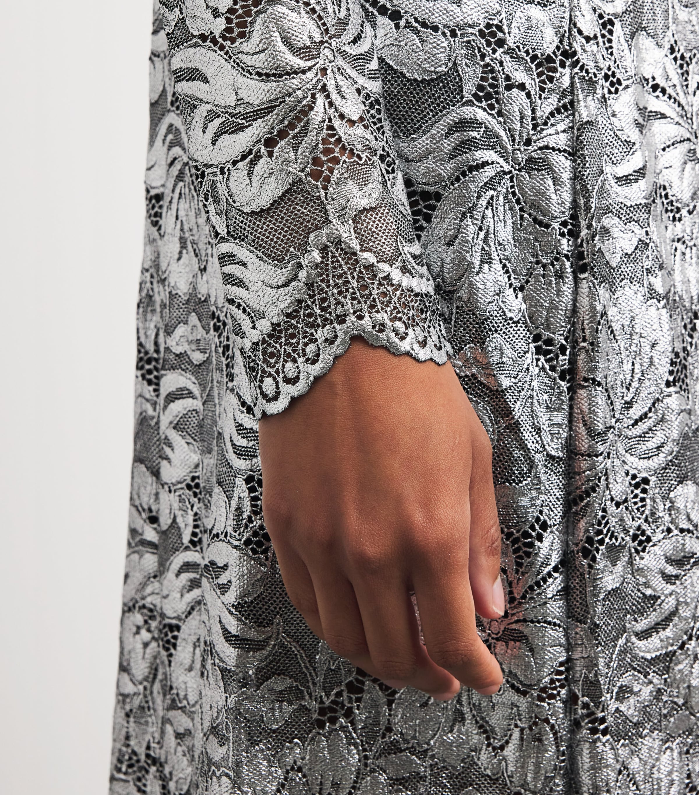 Lace Maxi Dress V912 BLACK / SILVER Image 4