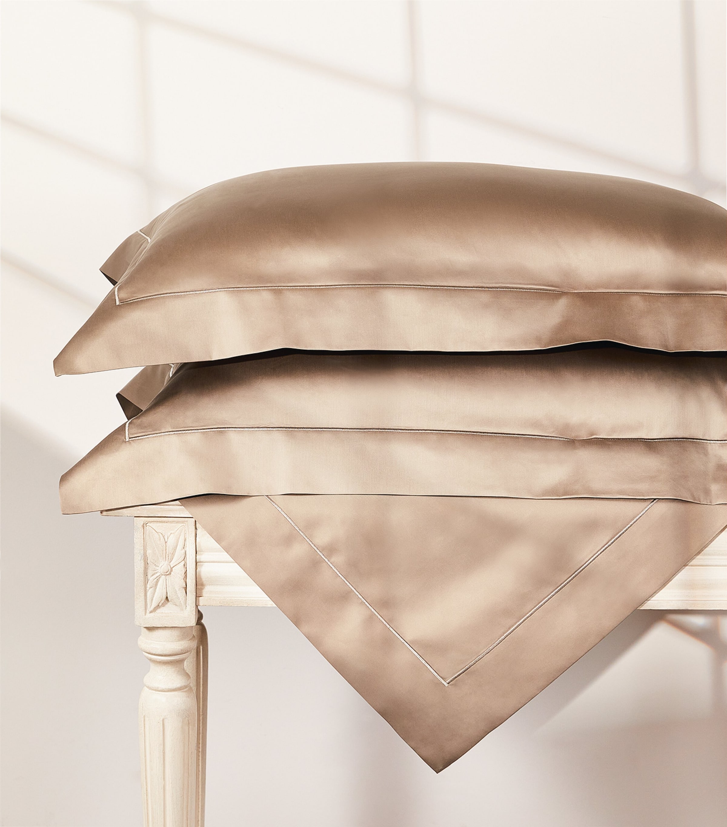 Australia Square Pillowcase (65cm x 65cm) 800 MIEL Image 6