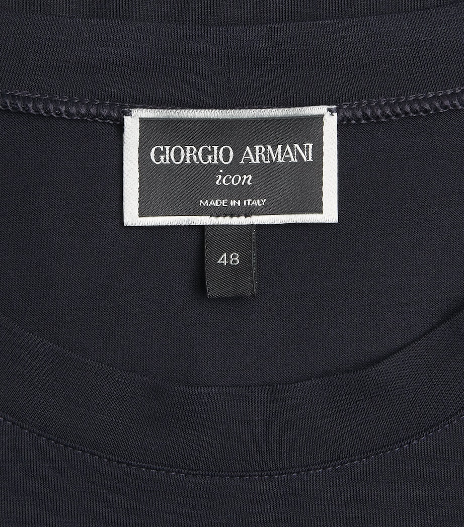 Crew-Neck T-Shirt UBSG Image 5