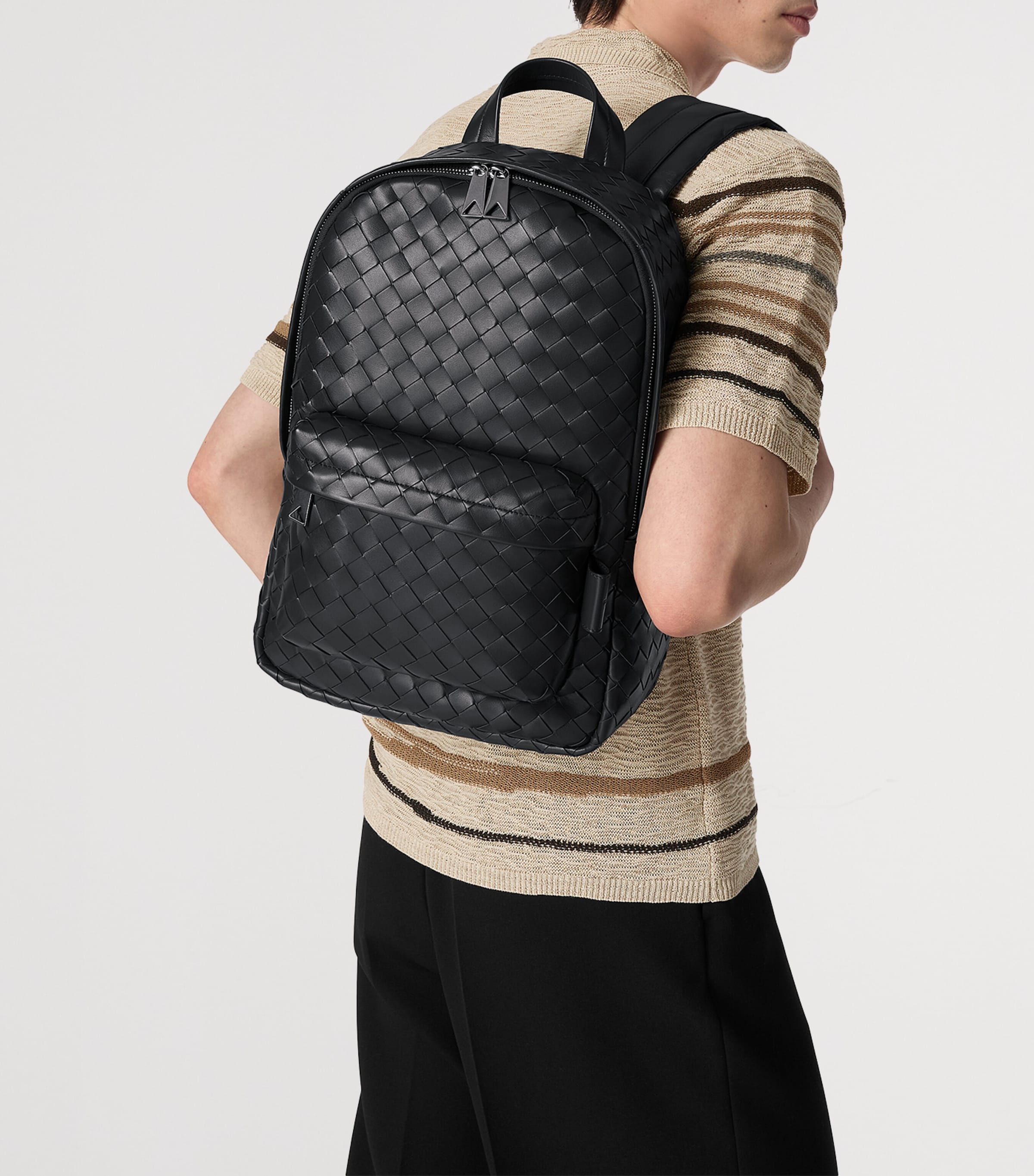 Bottega Veneta★素敵！LEGGERO Leather Backpack/Tote Bag Explore a Bottega Veneta Black Leather Quilted Backpack