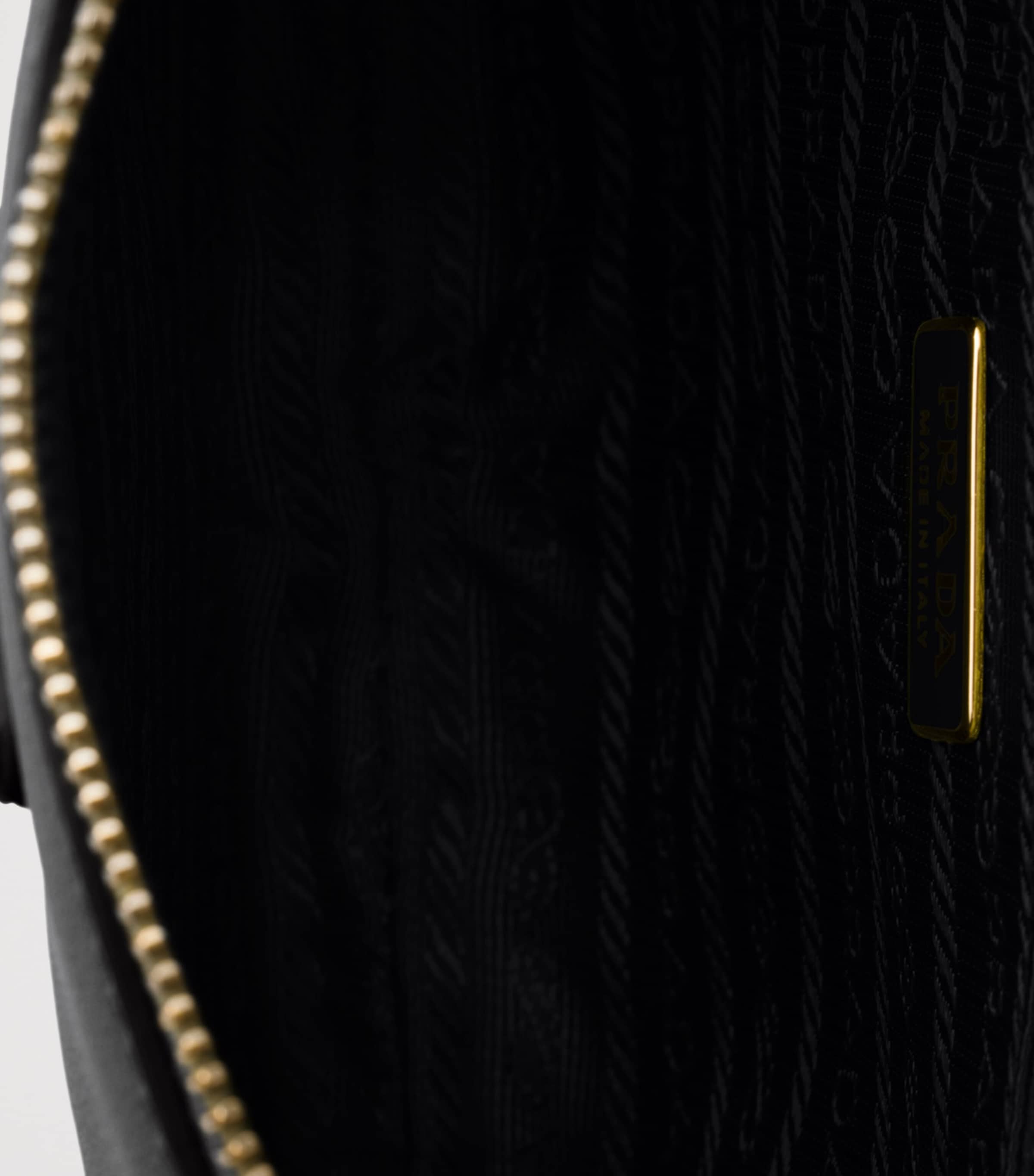 Leather Triangle Pouch F0002 Image 4