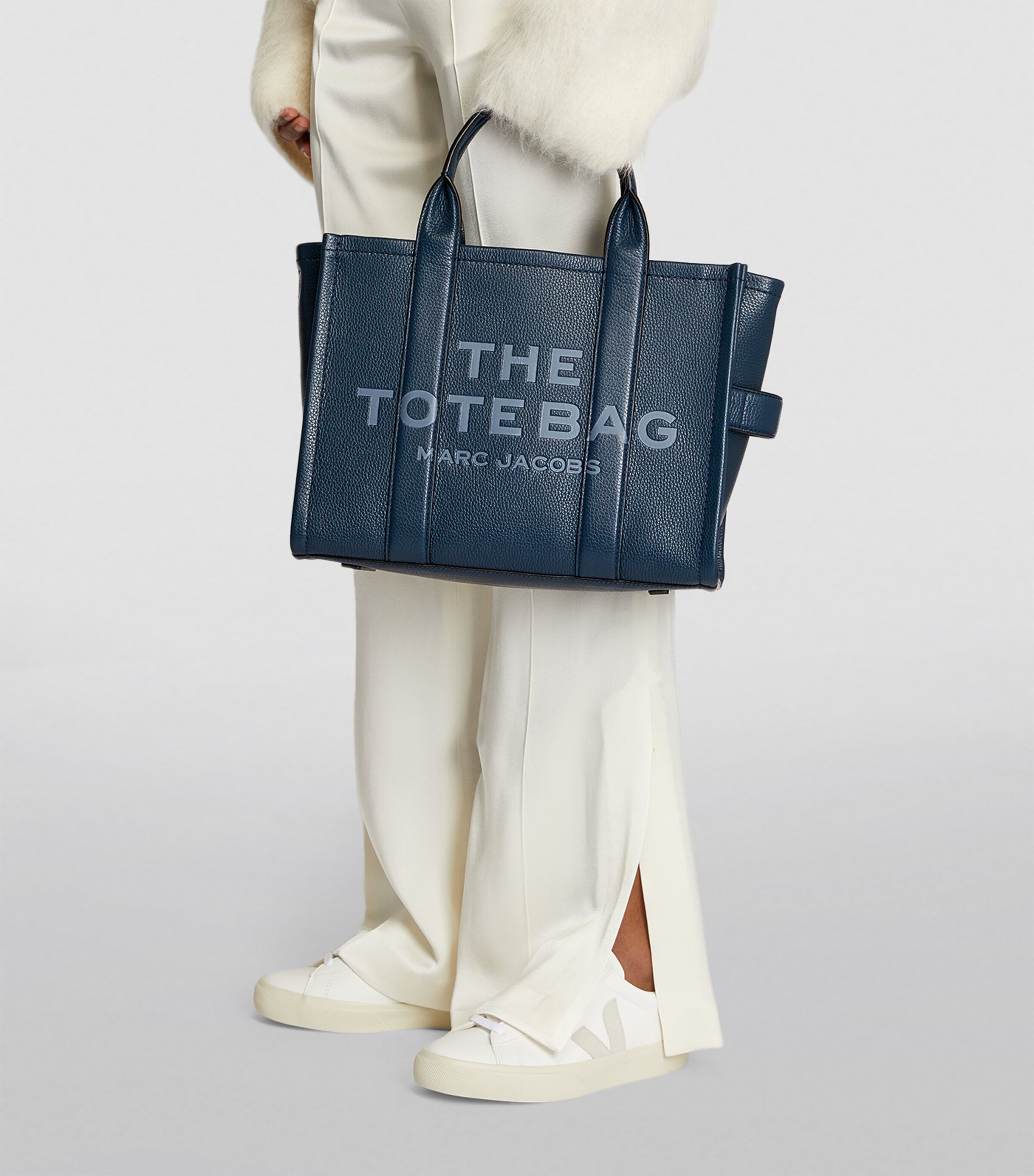 The Marc Jacobs Small Leather The Tote Bag 426 BLUE SEA Image 4