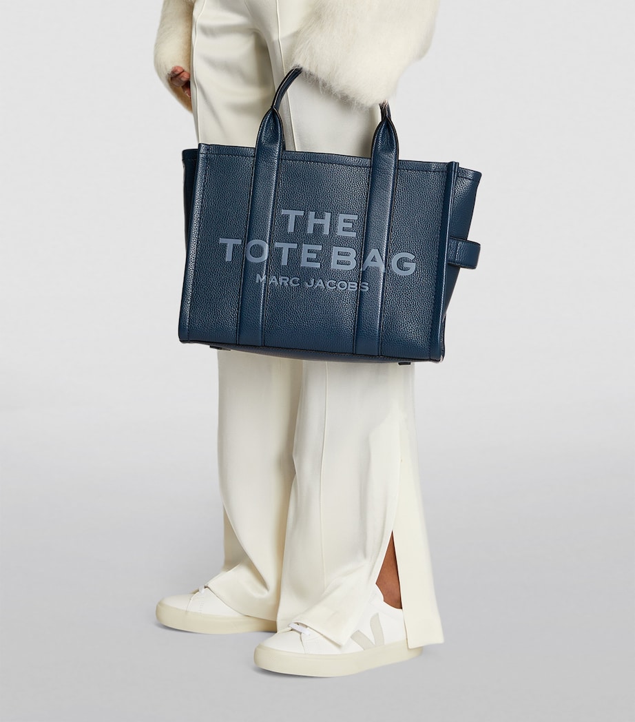 The Marc Jacobs Small Leather The Tote Bag 426 BLUE SEA Image 4