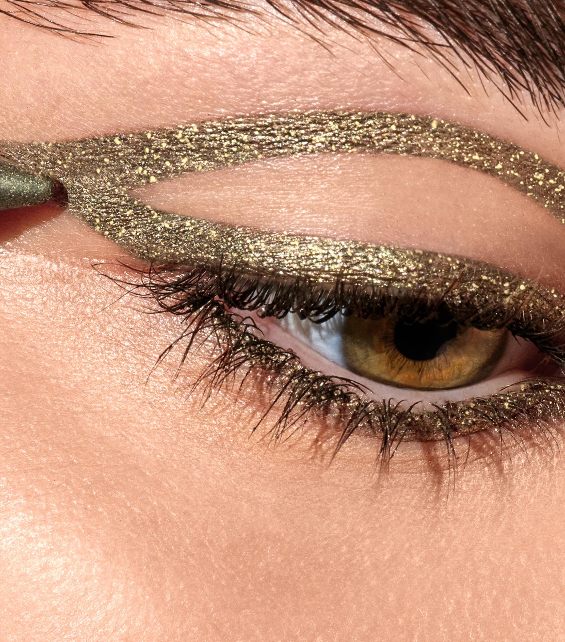 Satin Kajal Eyeliner SEQUIN GREEN Image 3