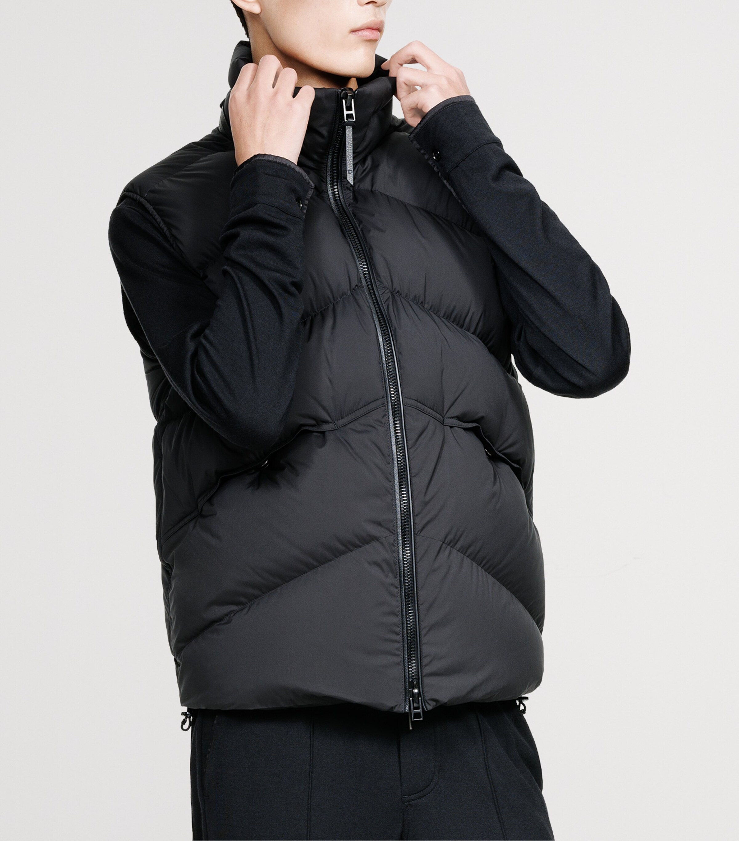 TOM FORD Mens Down Gilet Naa Image 5