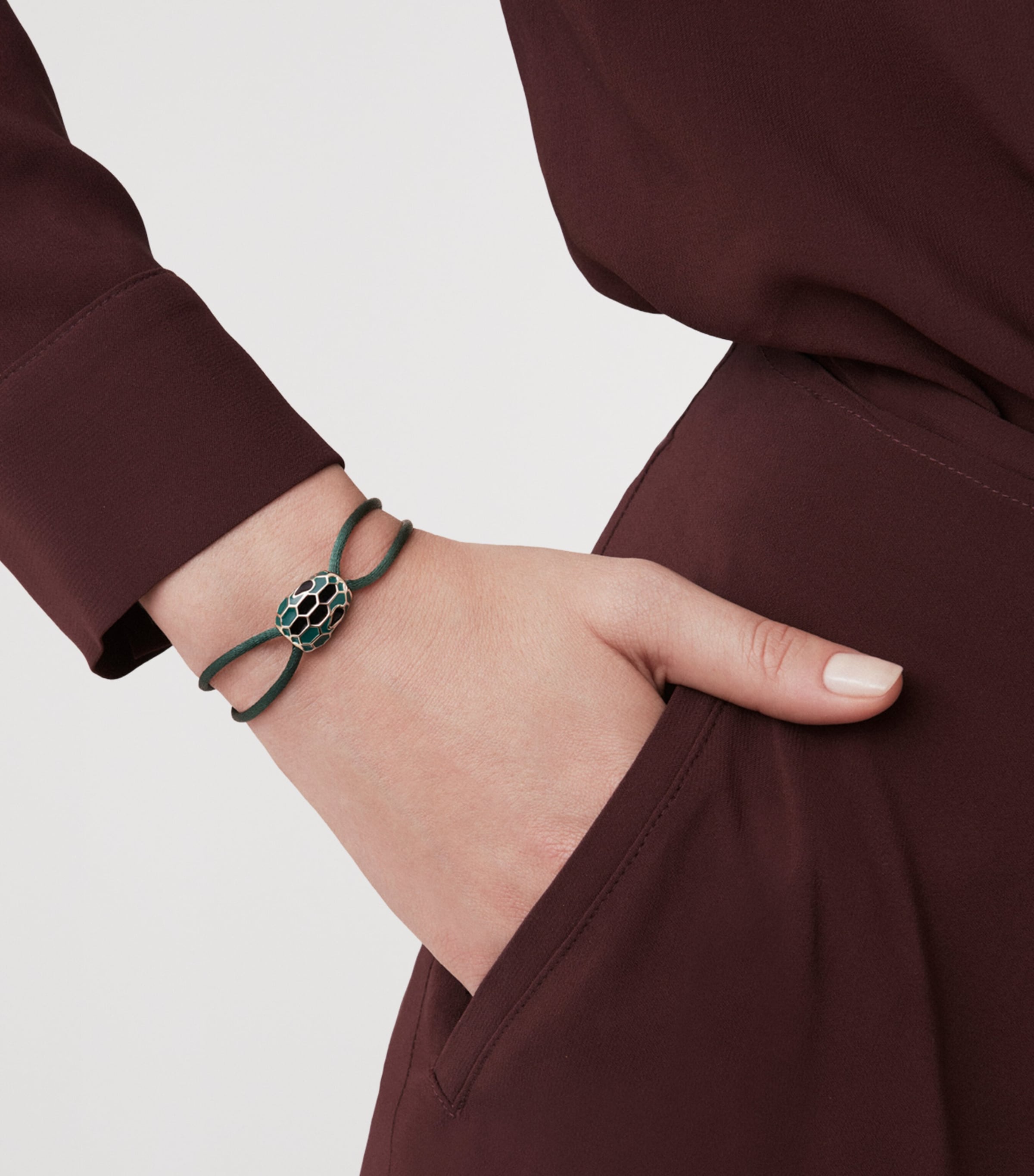 Serpenti Forever String Bracelet GREEN Image 3