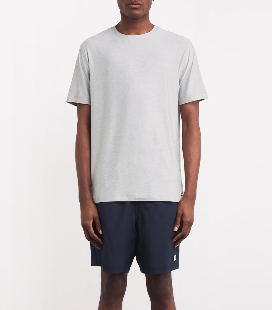 Strato Tech T-Shirt PLATINUM HEATHER Image 3